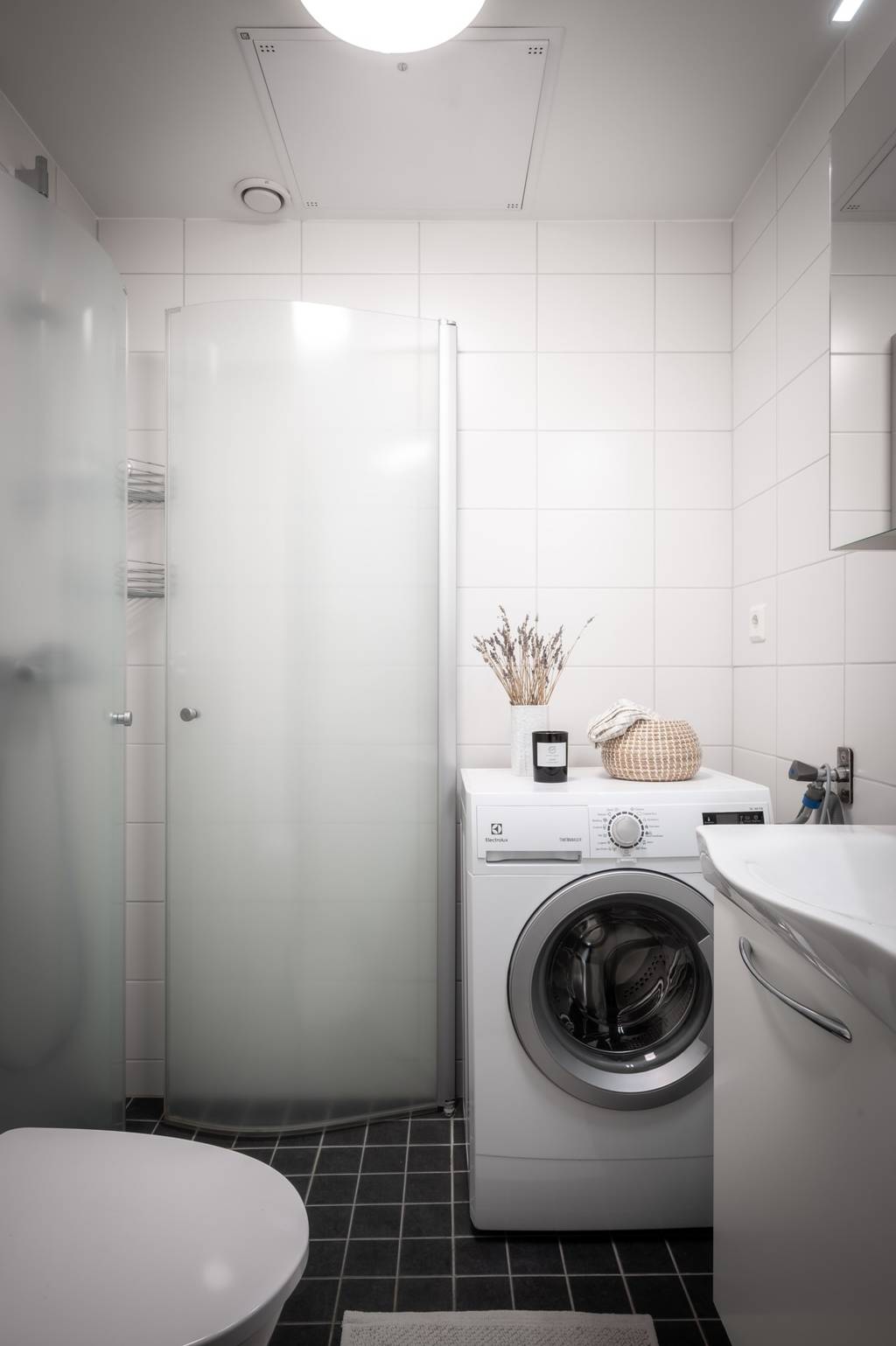 salle d salle d'eau blanche studio 35m2