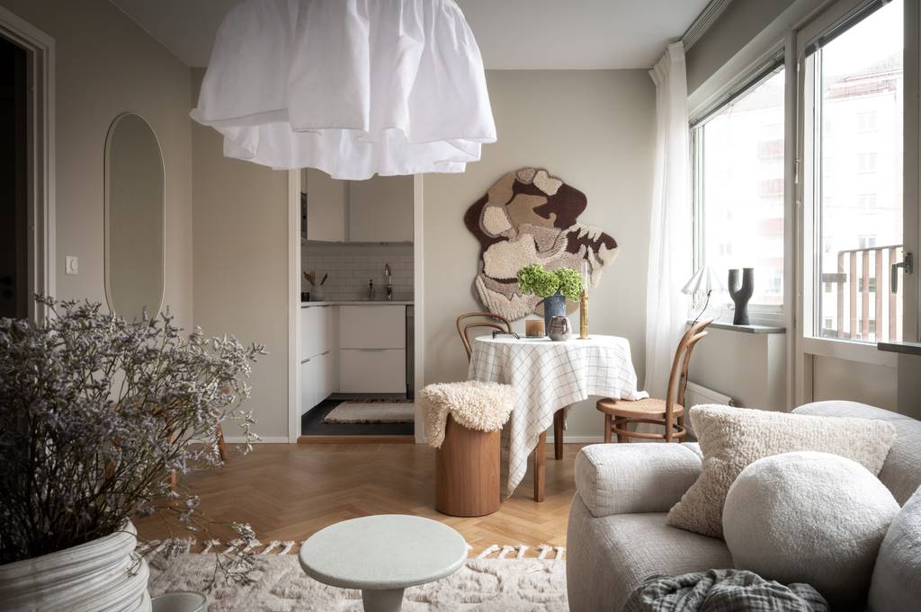 pièce principale studio 35m2 décoration scandinave en tons naturels pièce principale studio 35m2 décoration scandinave en tons naturels