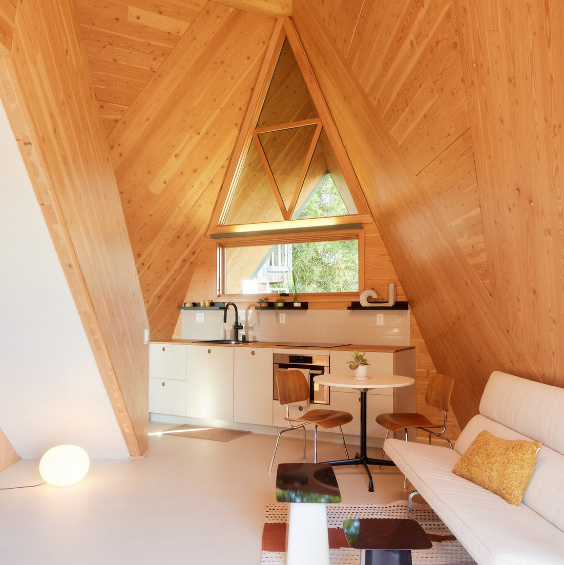 salon et cuisine petite maison 50m2 Tetra-One Polyhaus