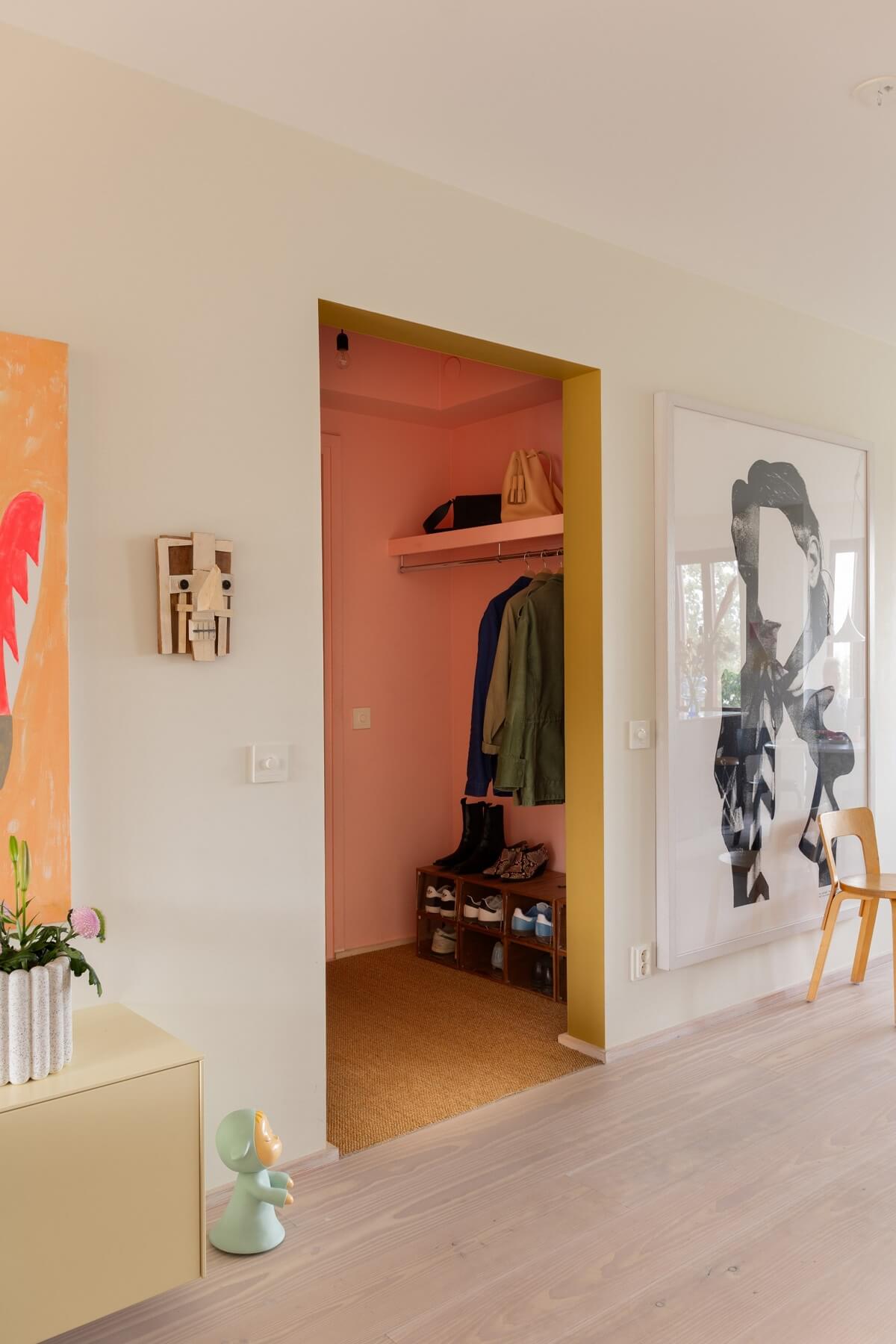 entrée appartement de 87m2 à la décoration colorée