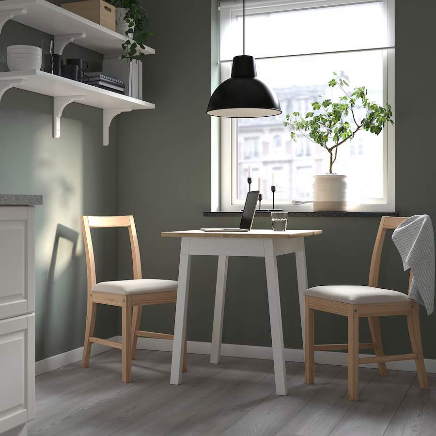 table et chaises IKEA catalogue 2025