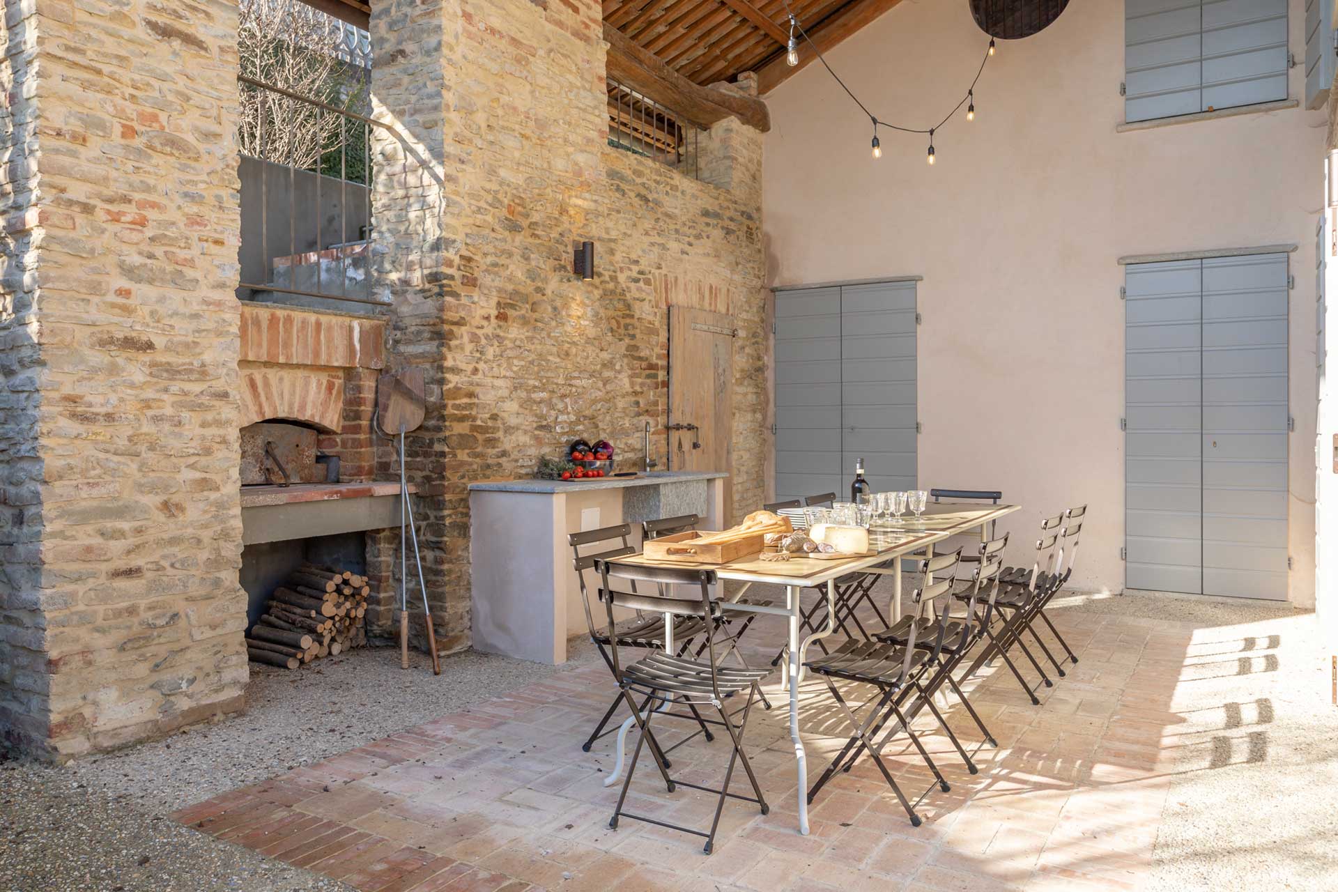 terrasse avec cuisine d'été Casa Moscata