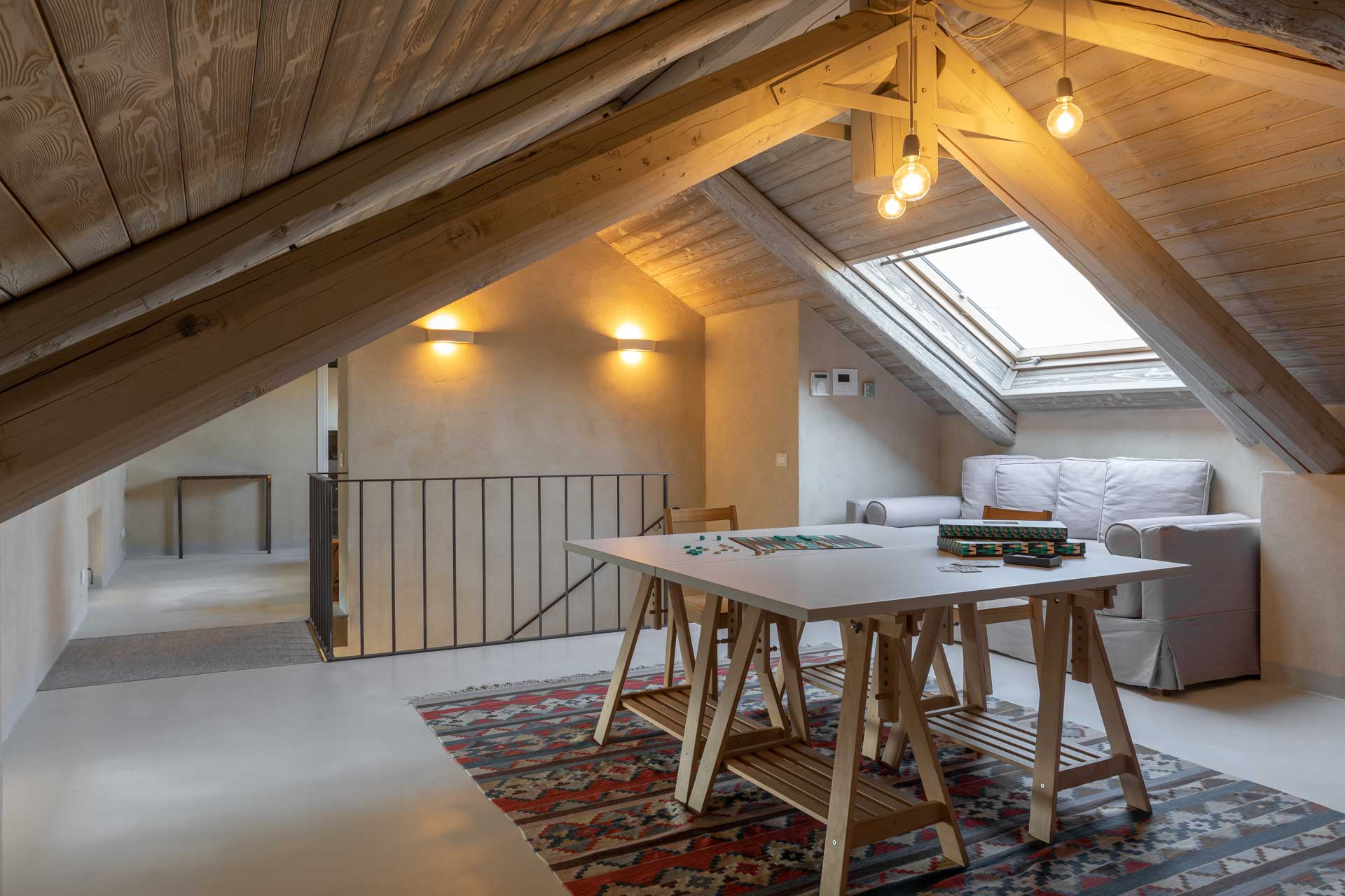 petit salon sur mezzanine maison de campagne Italie, Casa Moscata