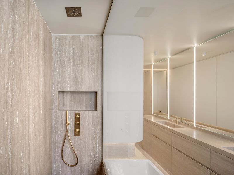 salle de bain travertin