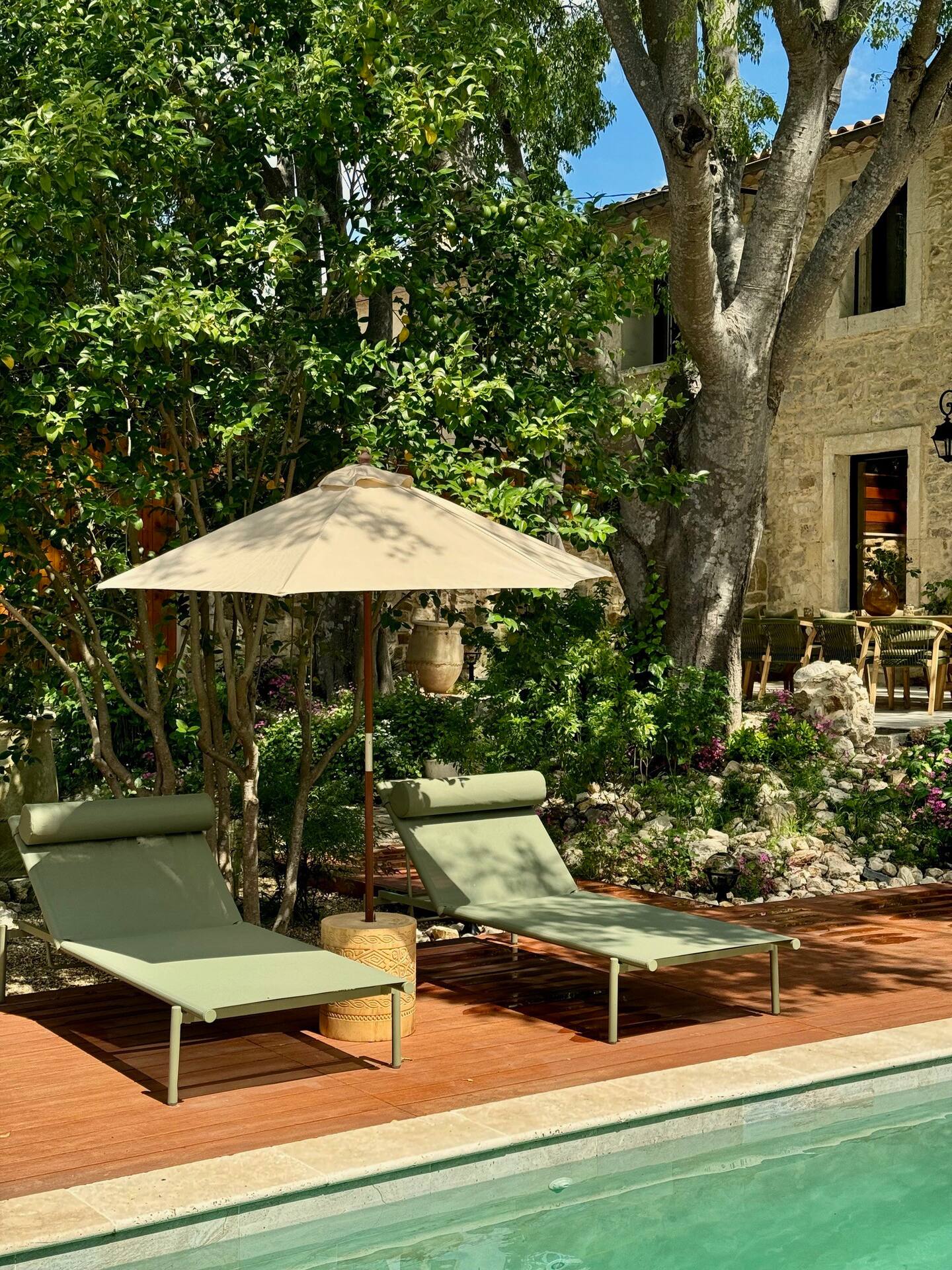 jardin avec piscine Mas Revive Grabels jardin avec piscine Mas Revive Grabels