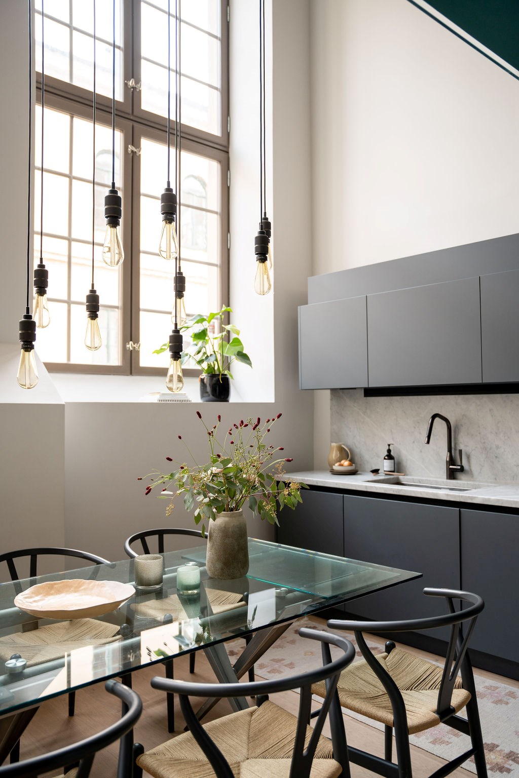 cuisine et salle à manger double hauteur duplex 100m2 décoration design cuisine et salle à manger double hauteur duplex 100m2 décoration design