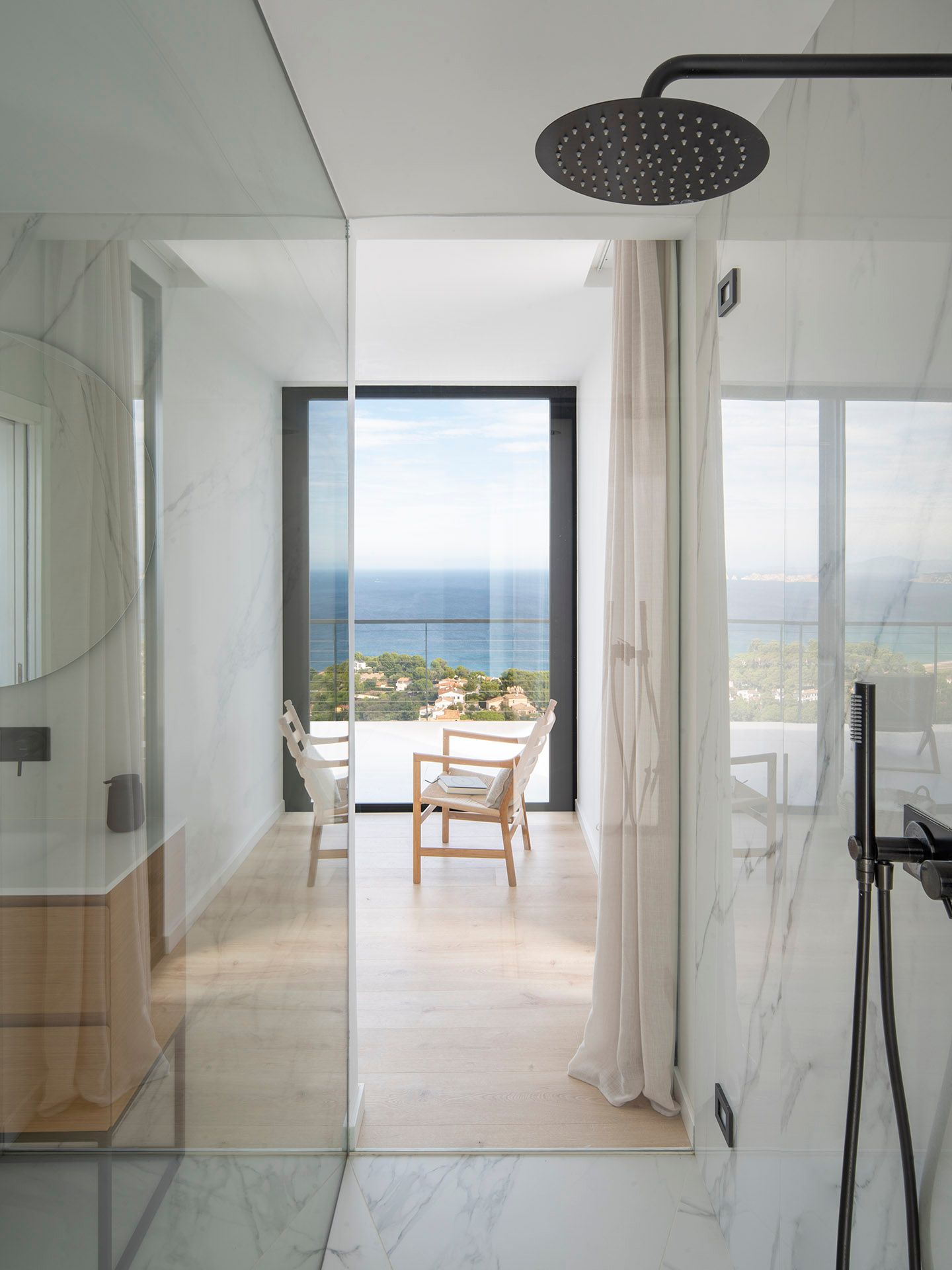 salle de bain vue mer maison décoration design