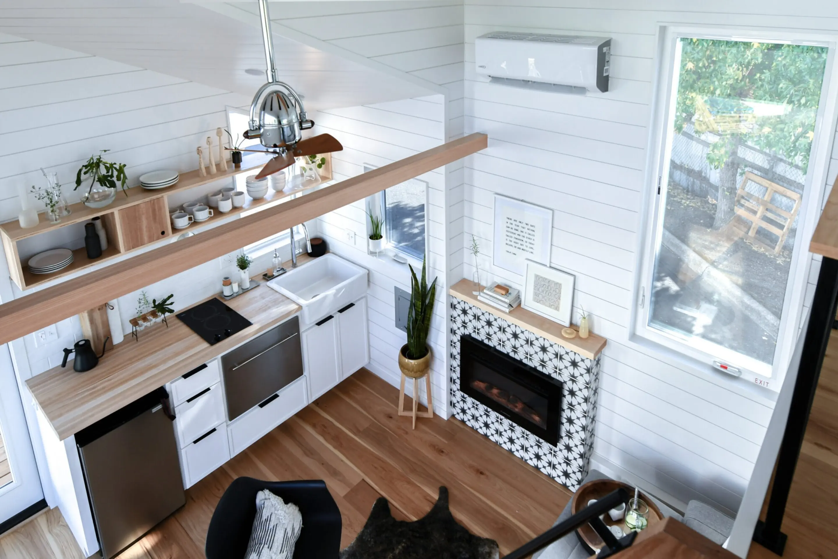 cuisine blanche et inox