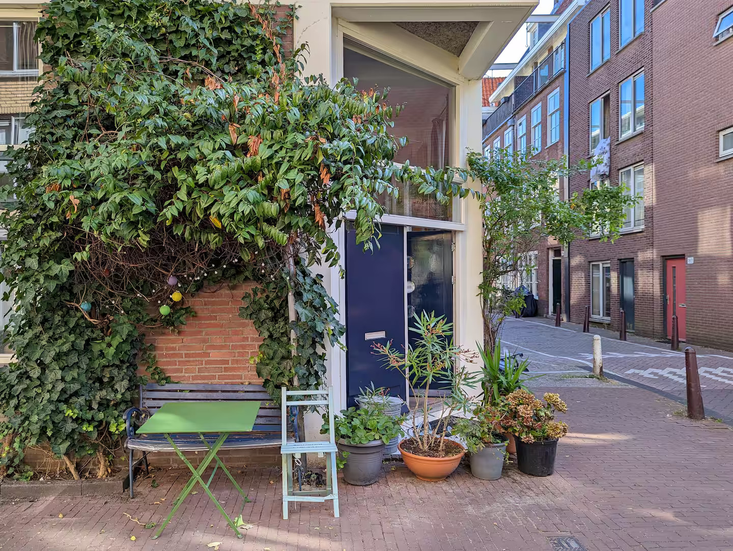 entrée appartement atypique Amsterdam entrée appartement atypique Amsterdam