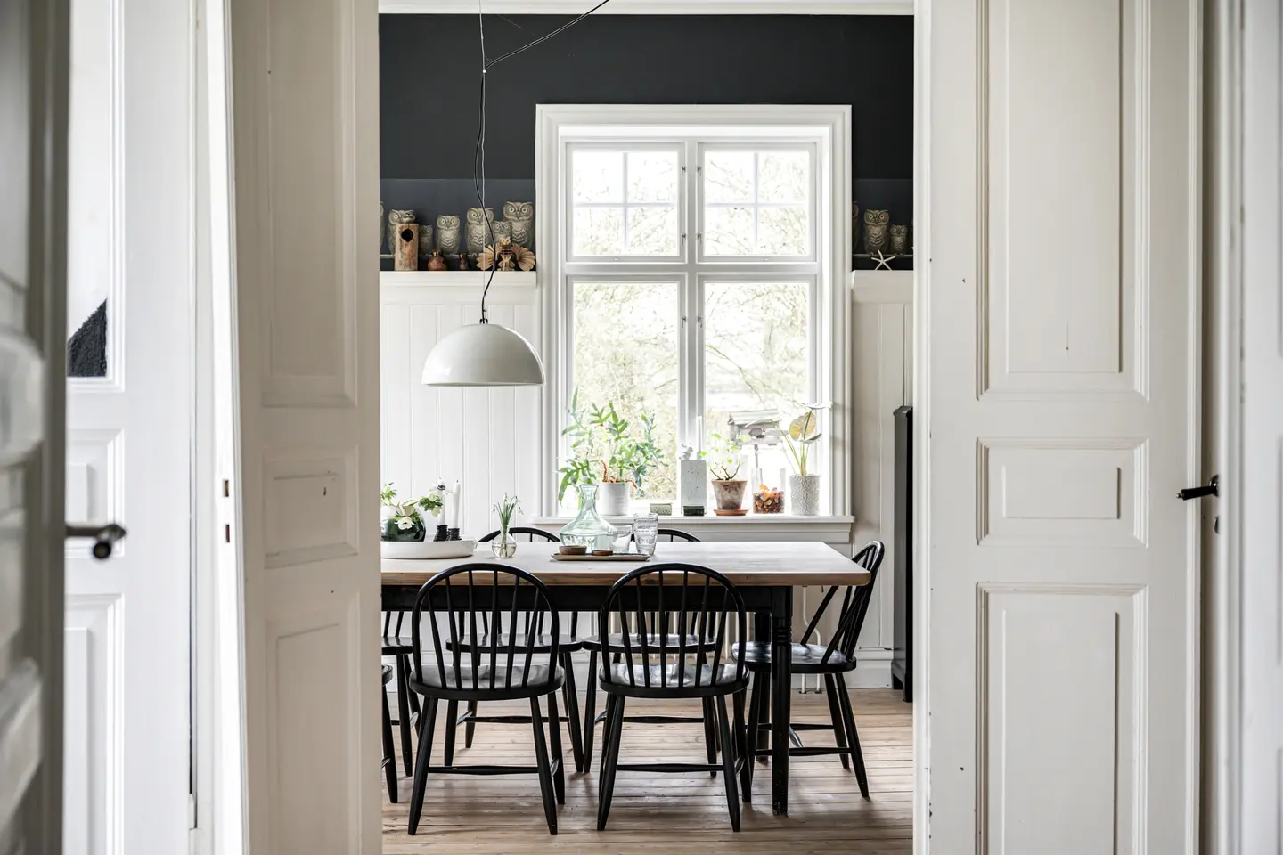 cuisine mur noir et blanc décoration scandinave
