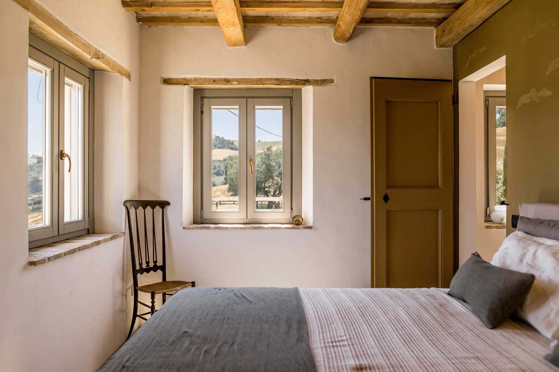chambre maison Italie "La Pergola" chambre maison Italie "La Pergola"