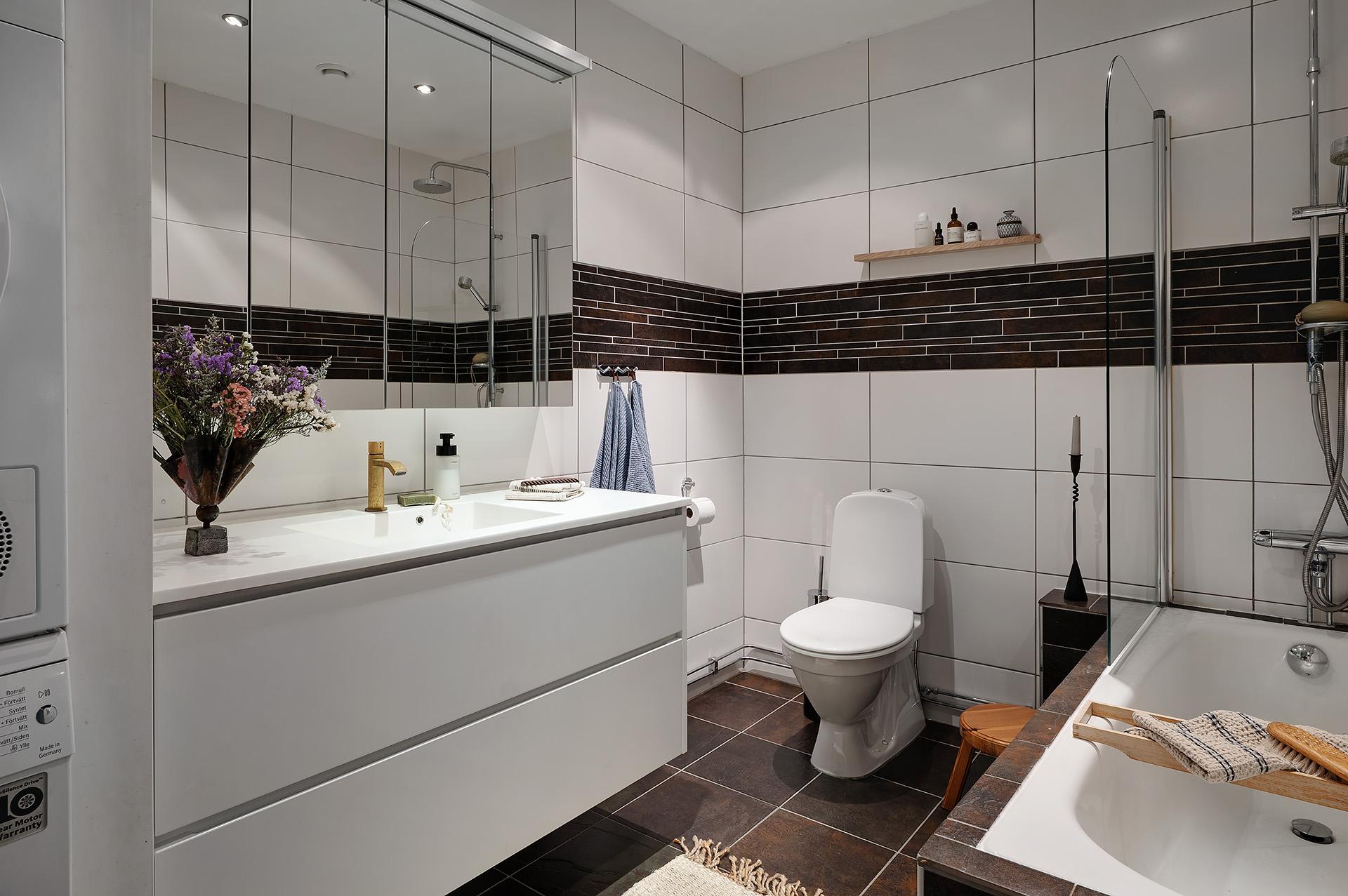 salle de bain blanche et marron moderne salle de bain blanche et marron moderne