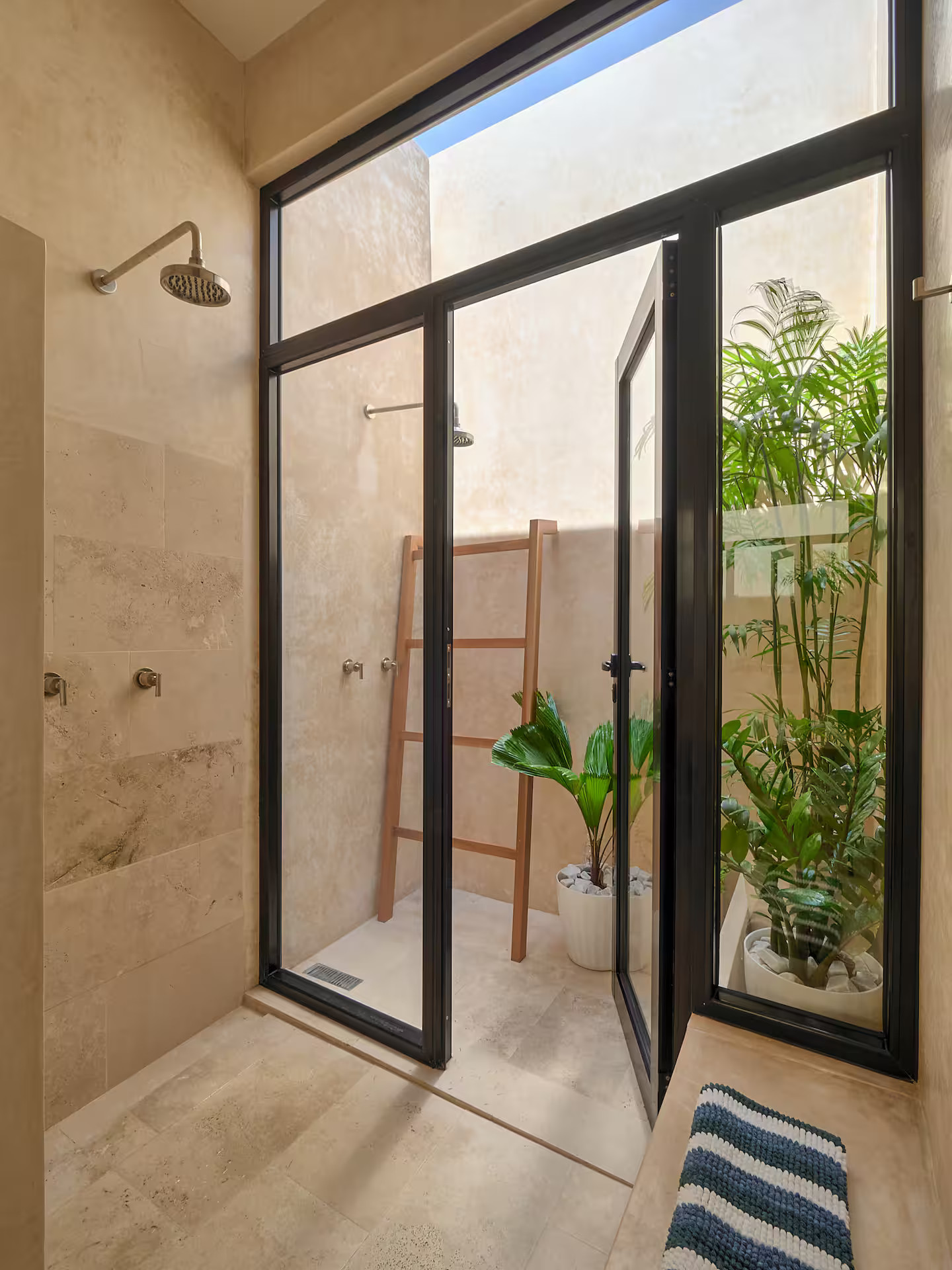 douche italienne avec baie vitrée sur patio douche italienne avec baie vitrée sur patio