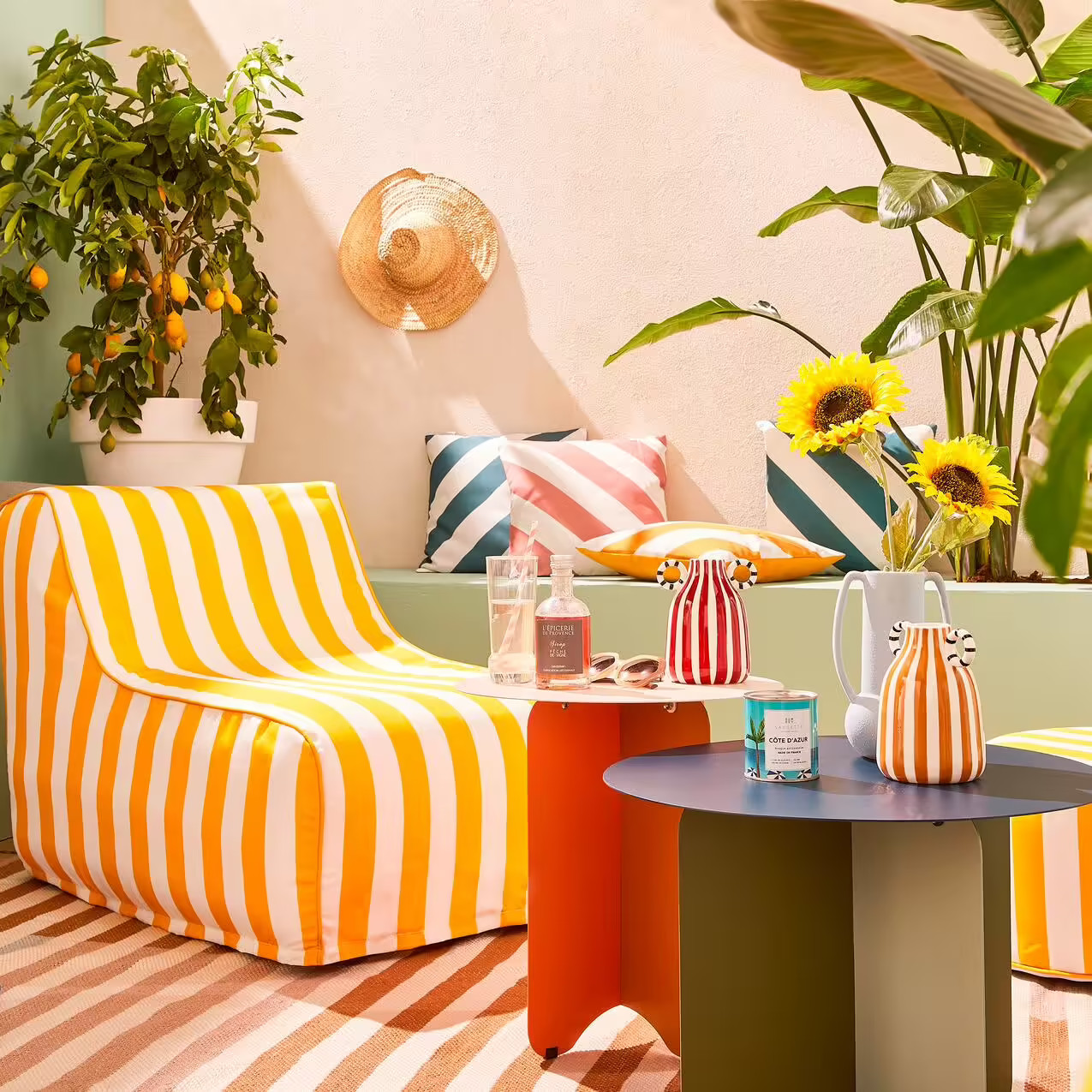 terrasse décoration colorée style French Riviera par 4 Murs