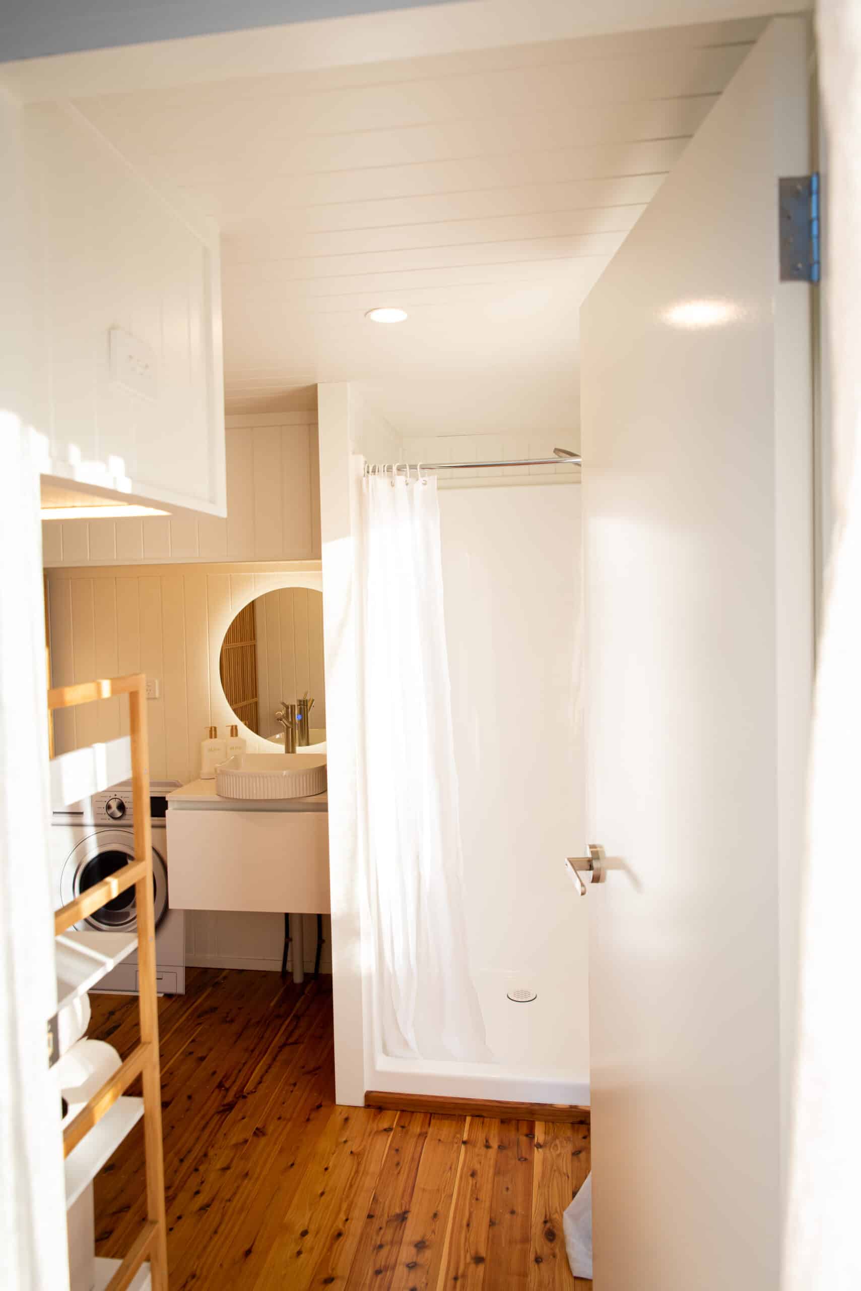 salle de bain petite maison mobile modèle Kookaburra par Unplgd