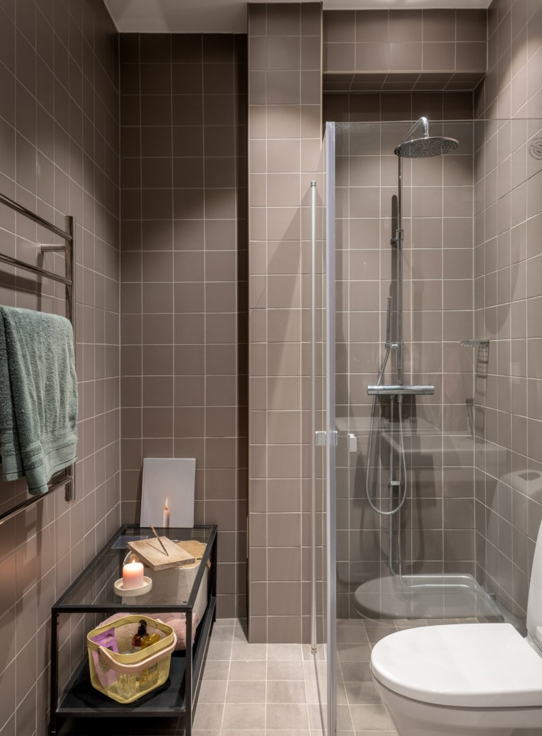 salle de bain marron