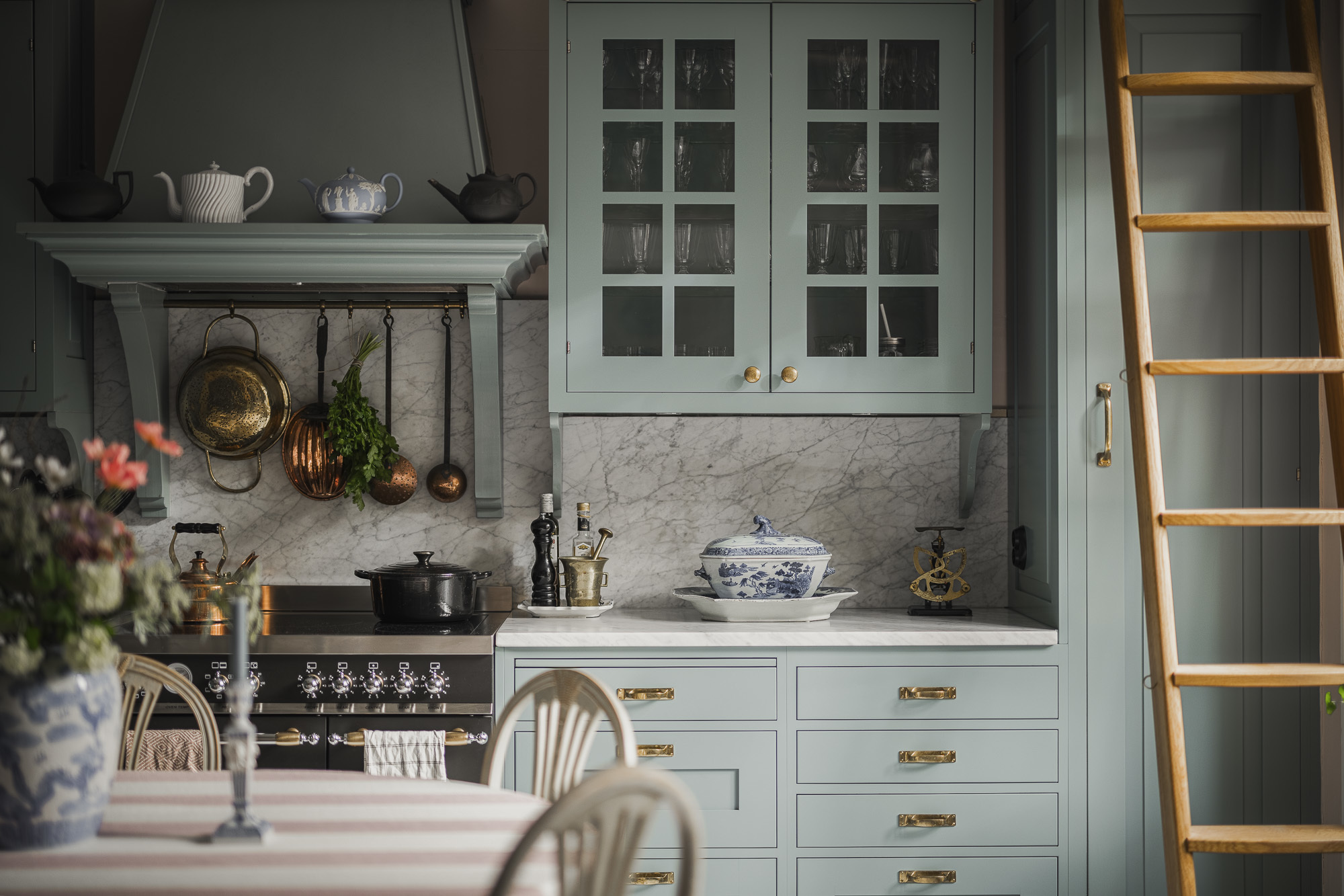 cuisine verte campagne trois-pièces décoration élégante