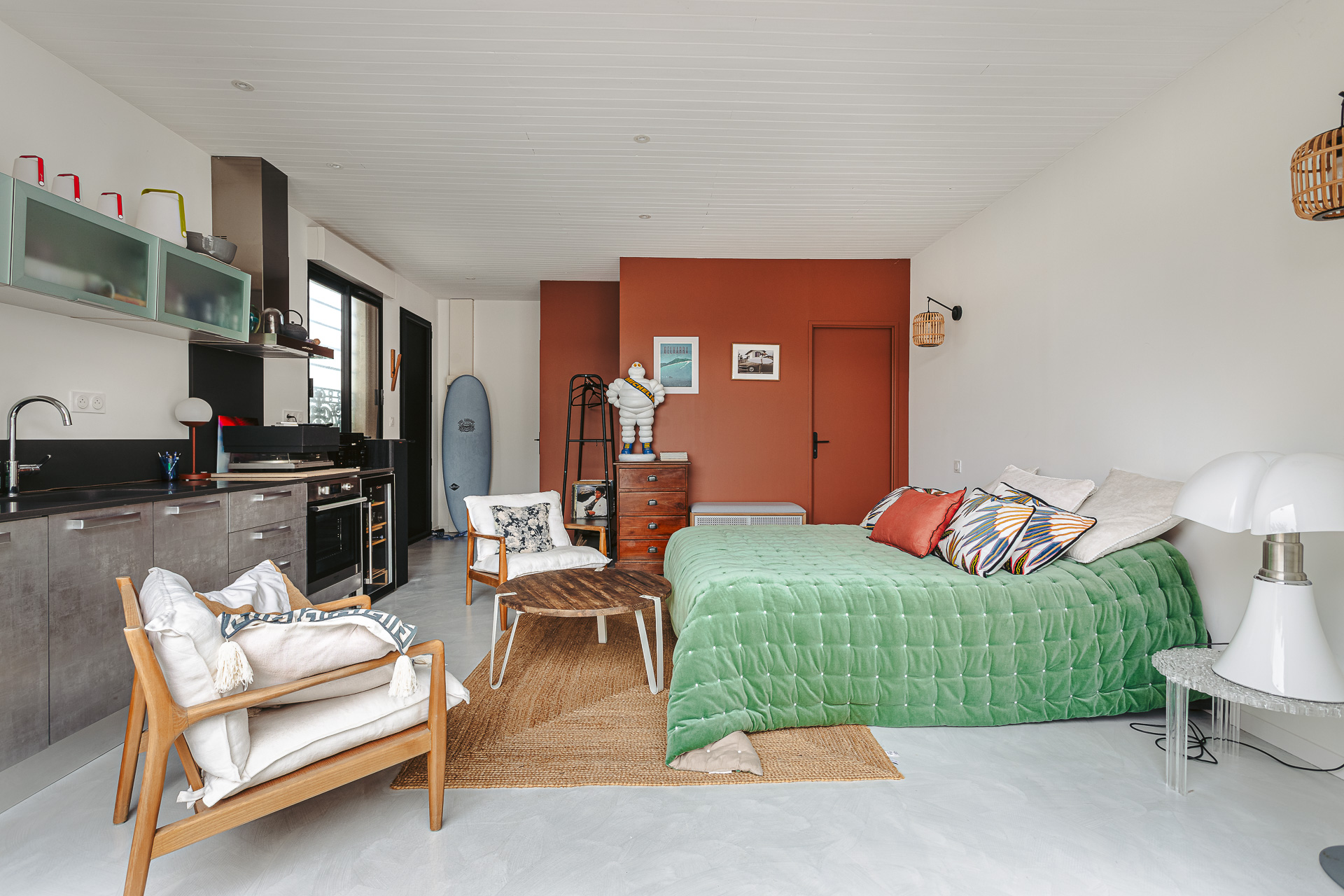 maison d maison d'ami décoration contemporaine photo: © Espaces Atypiques La Rochelle