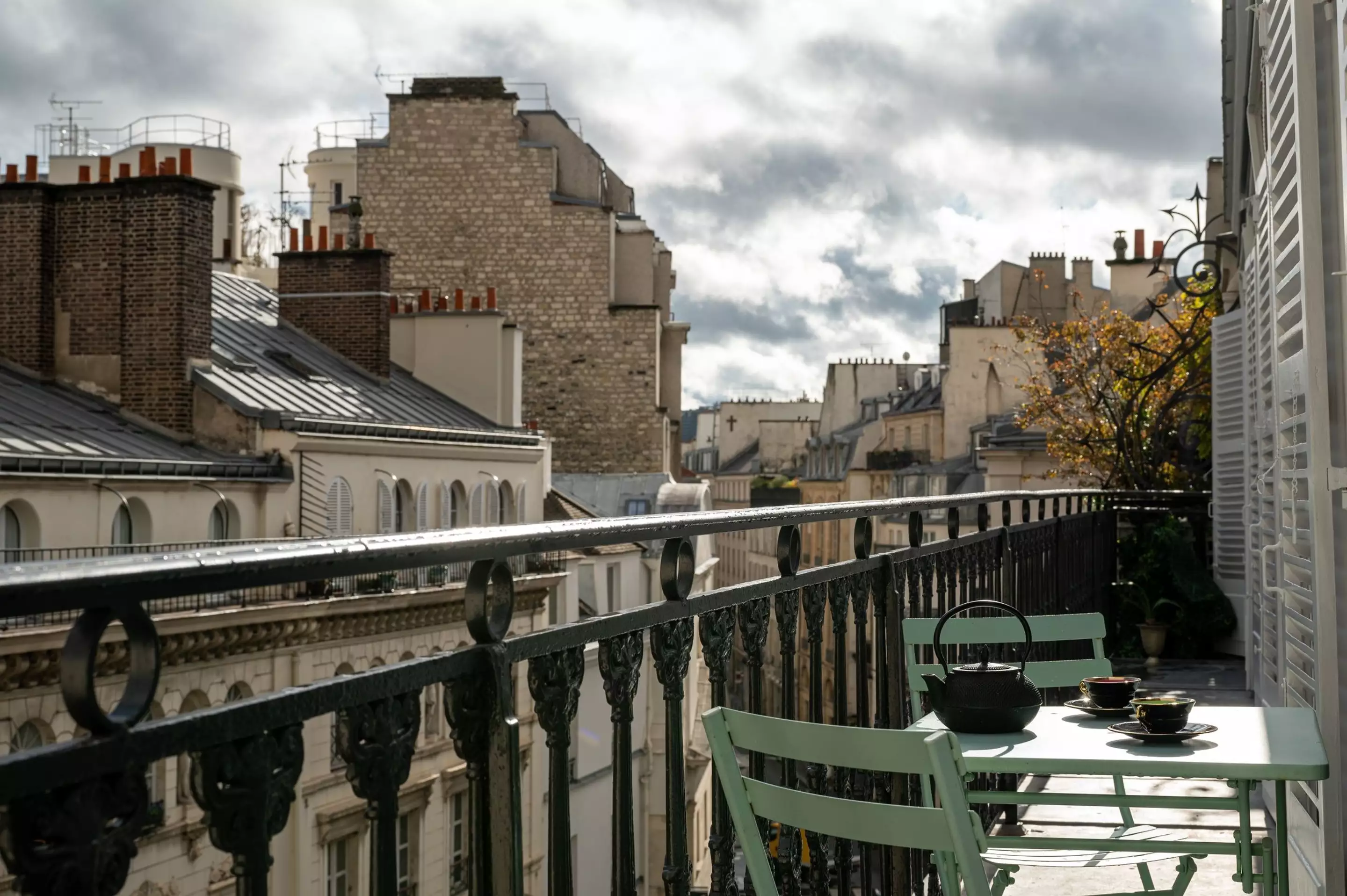 balcon filant appartement haussmannien Paris rue du Bac balcon filant appartement haussmannien Paris rue du Bac
