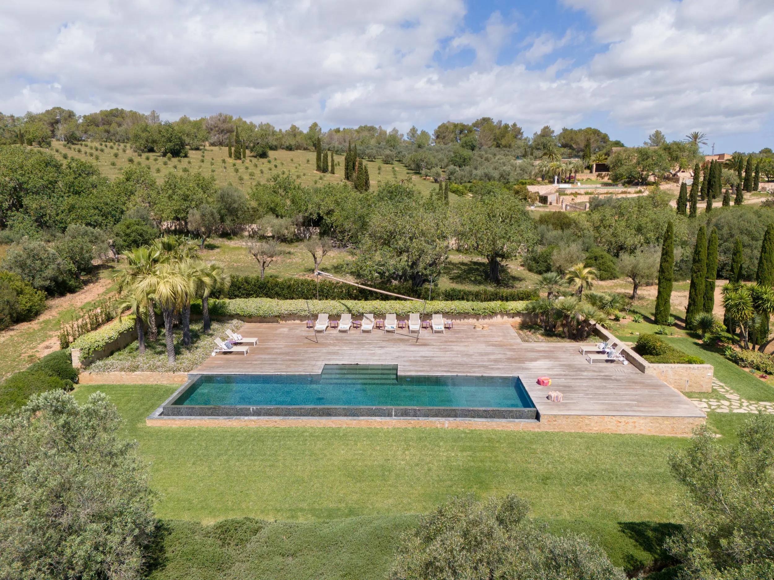 jardin méditerranéen Finca Son Moro avec piscine
