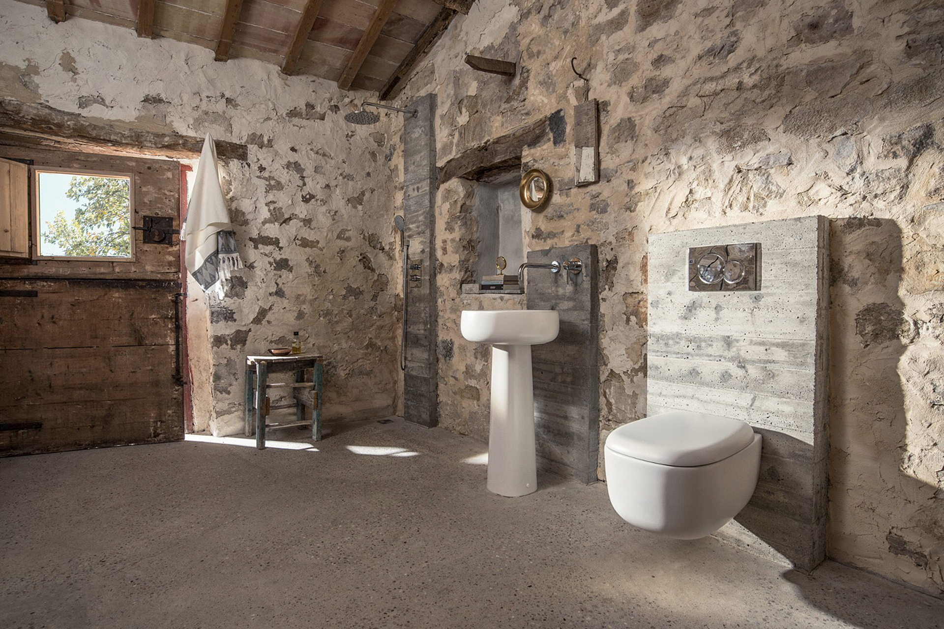 salle de bain décoration rustique chic