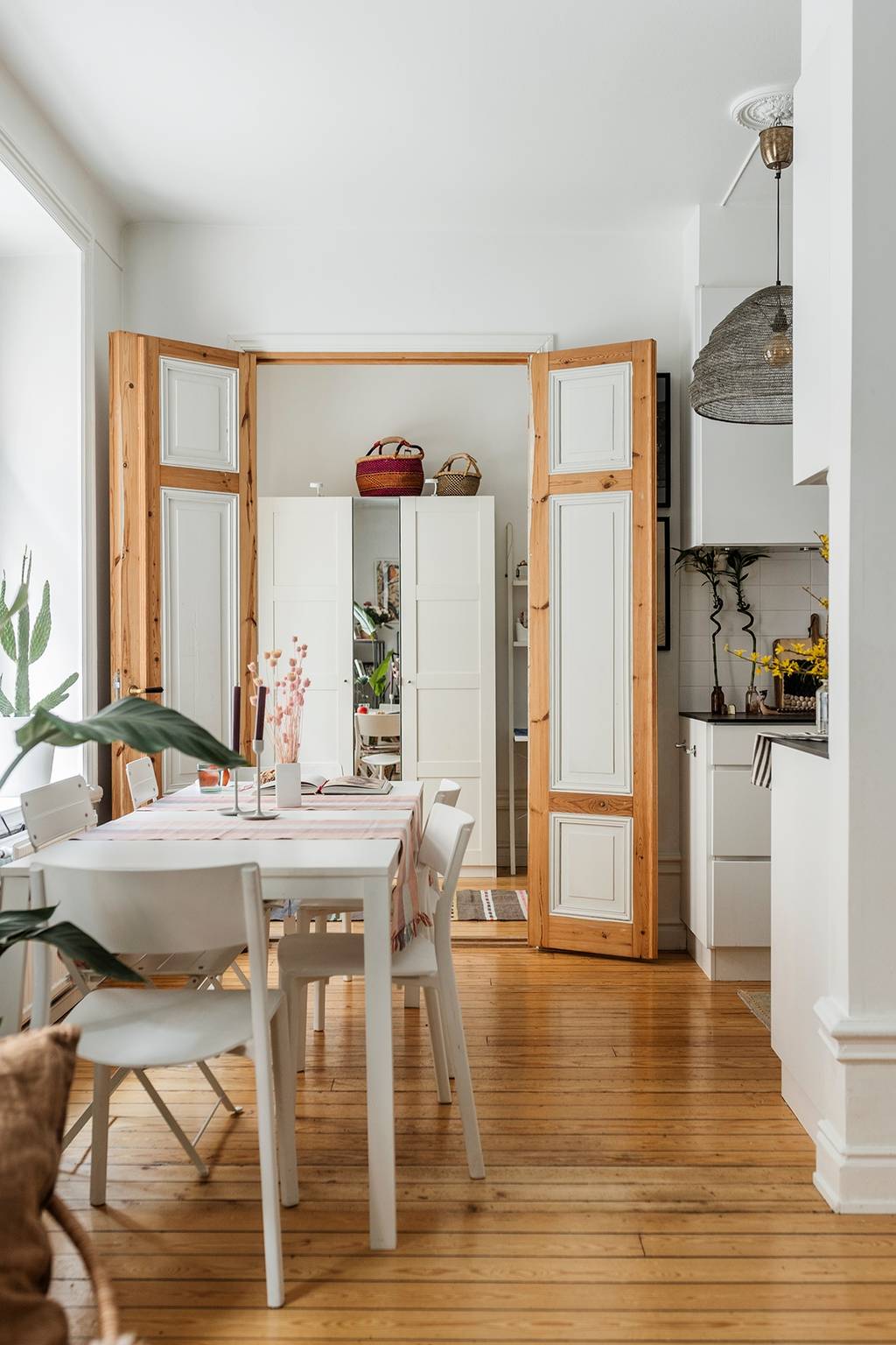 cuisine semi ouverte avec salle à manger appartement 75m2 décoration scandinave