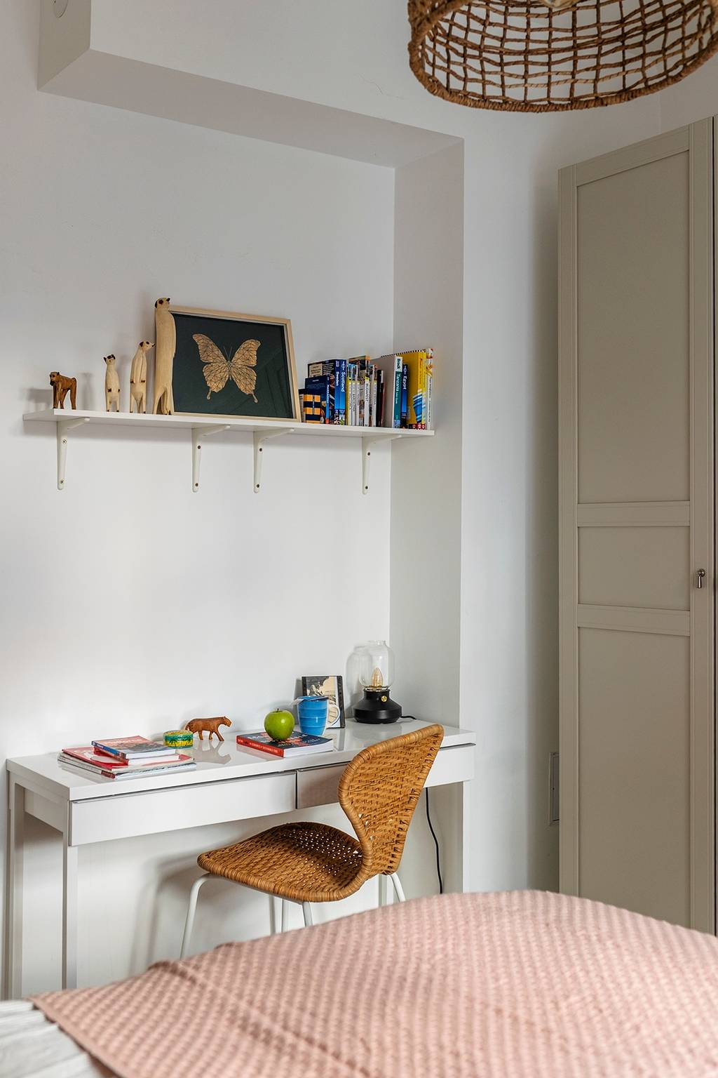 chambre appartement 75m2 décoration scandinave