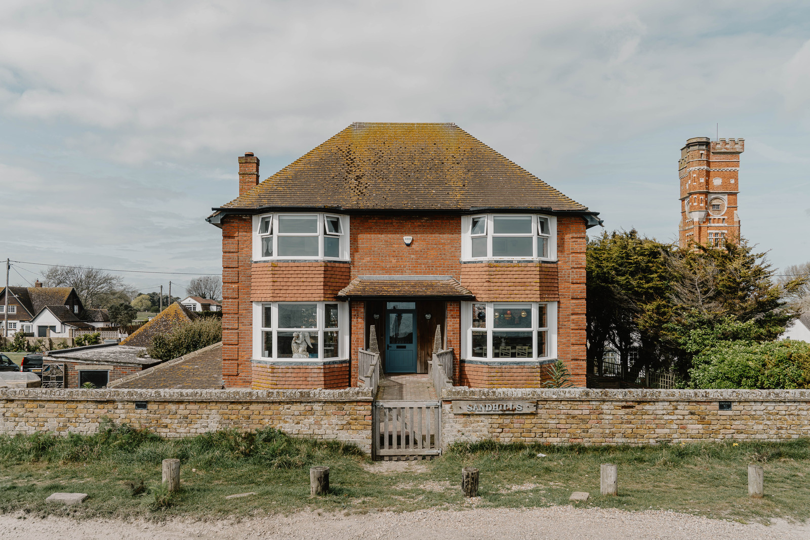 maison anglaise en briques sur la côte du Kent