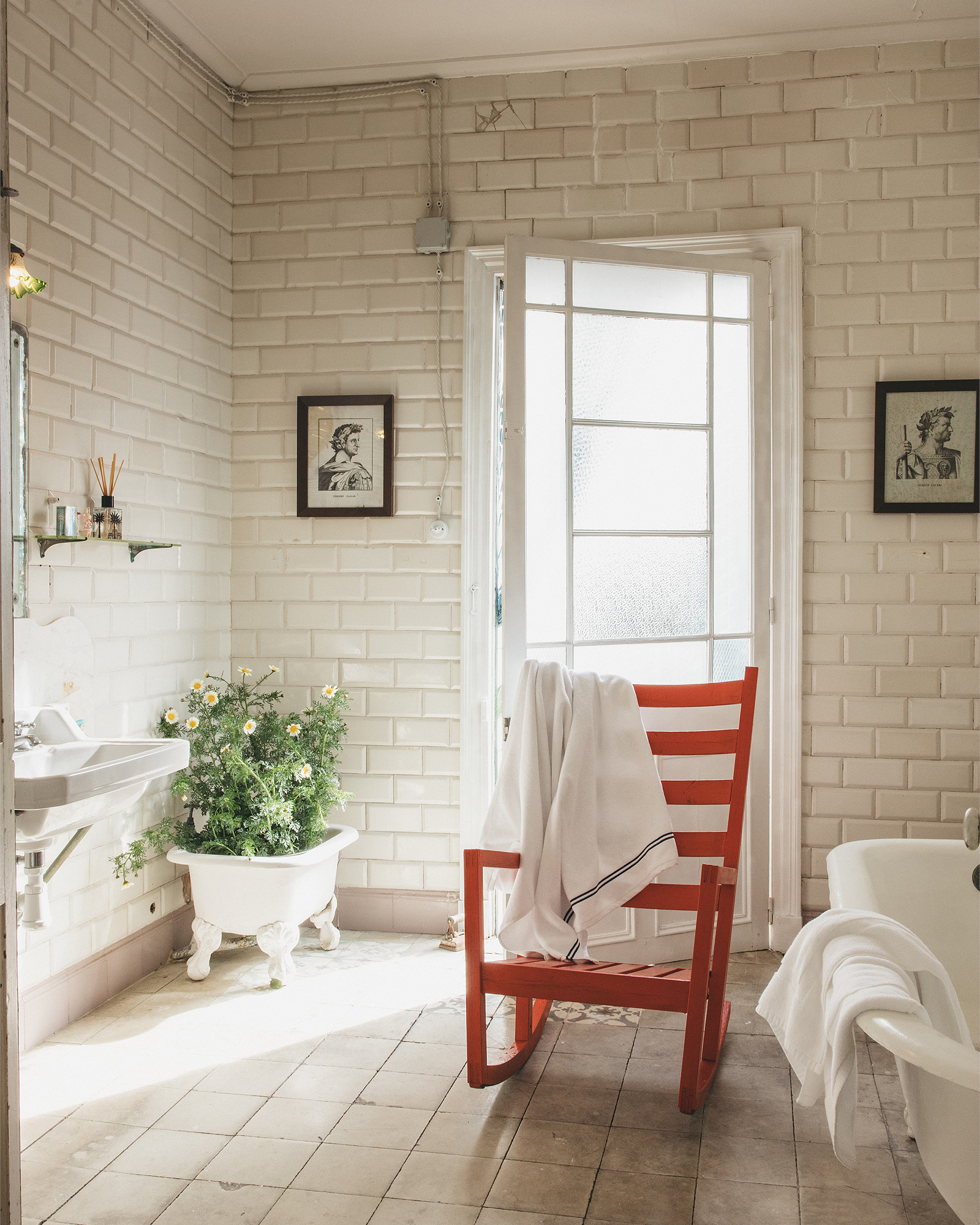 salle de bain rétro Joia House