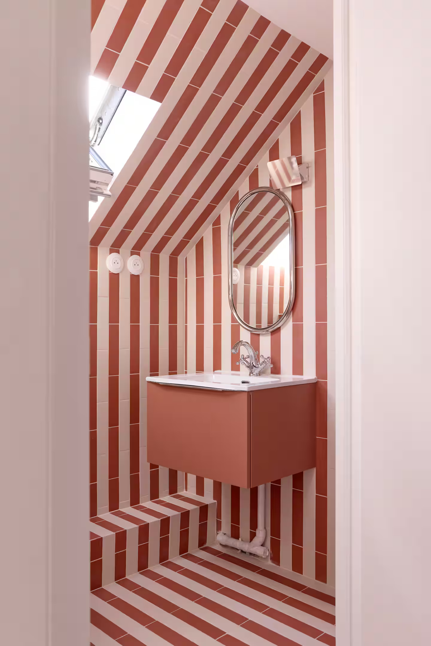 salle de bain contemporaine terracotta Maison Crèvecœur décoration vintage salle de bain contemporaine terracotta Maison Crèvecœur décoration vintage