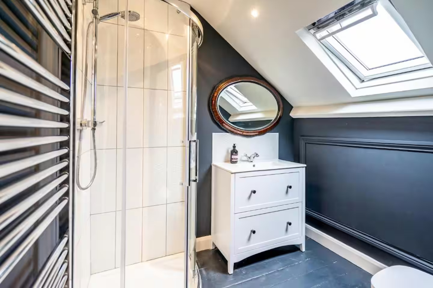 salle de bain mansardée