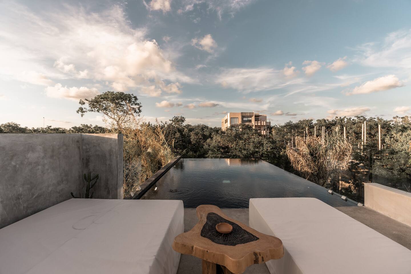 terrasse sur le toit avec piscine villa Meka Mexique