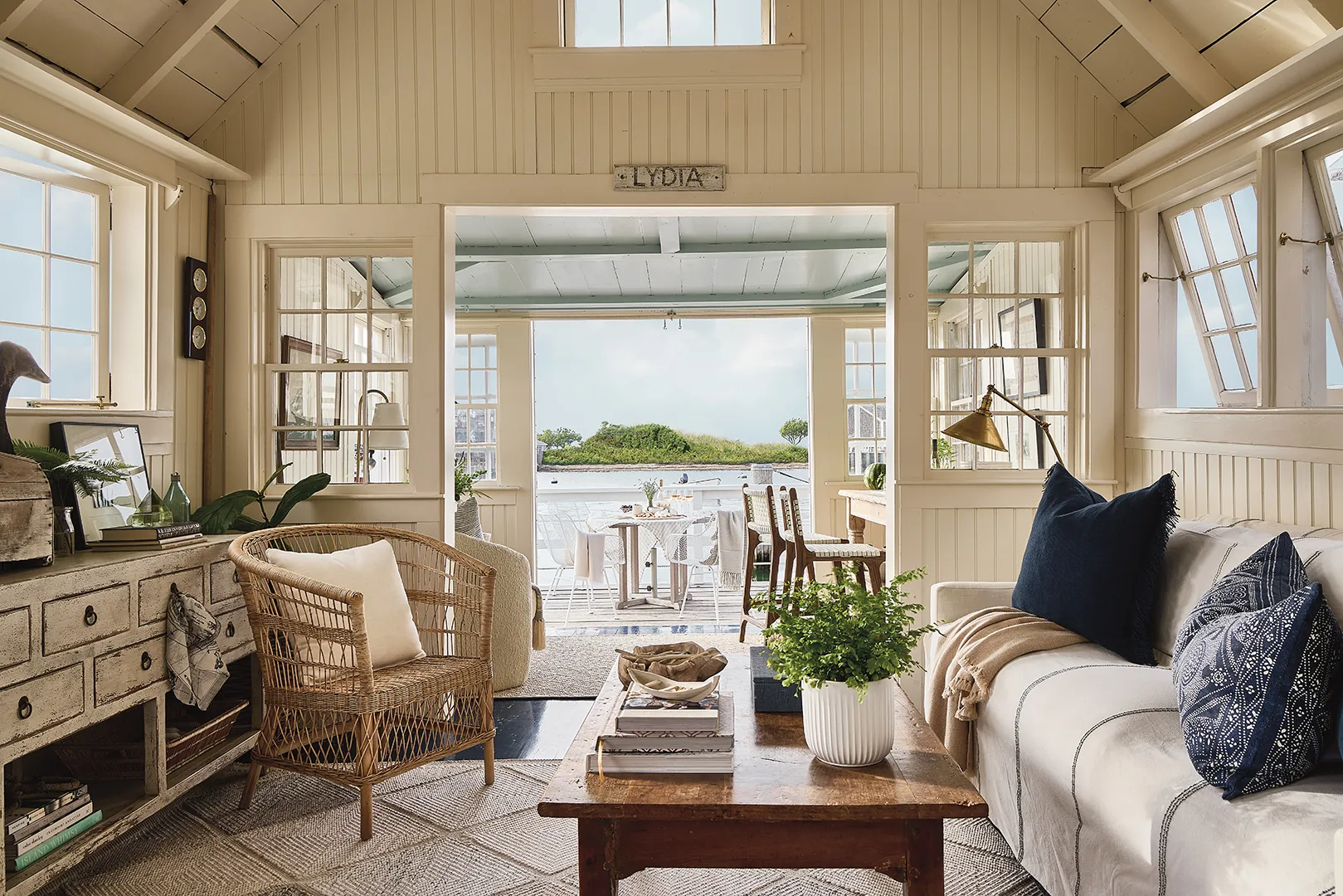 salon cottage décoration contemporaine bord de mer