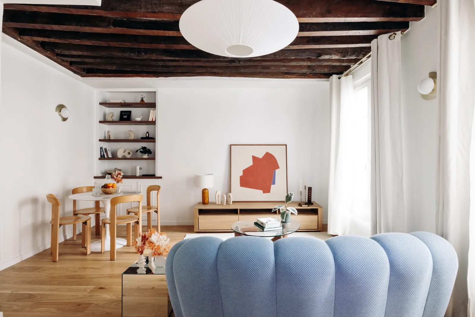 salon petit appartement Paris décoration design