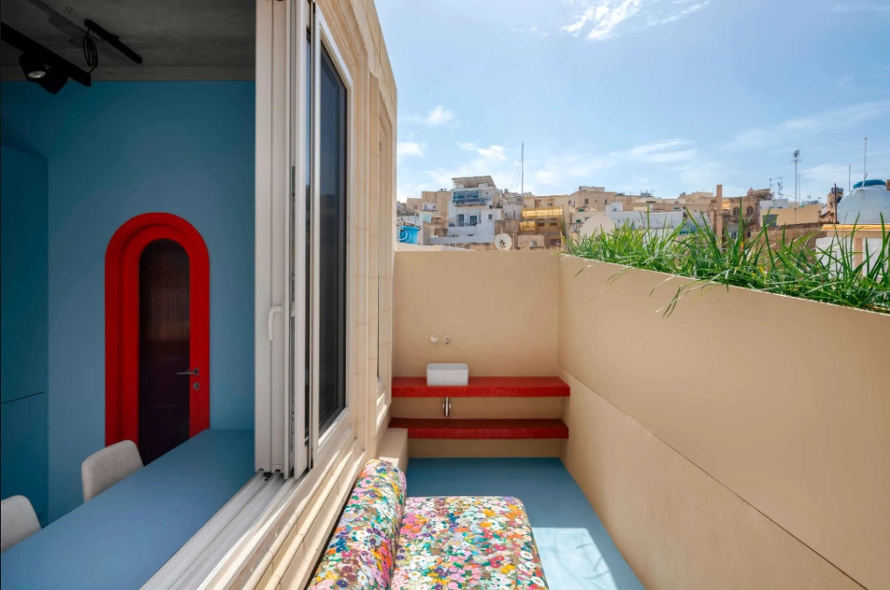terrasse studio 28m2 décoration design bleue