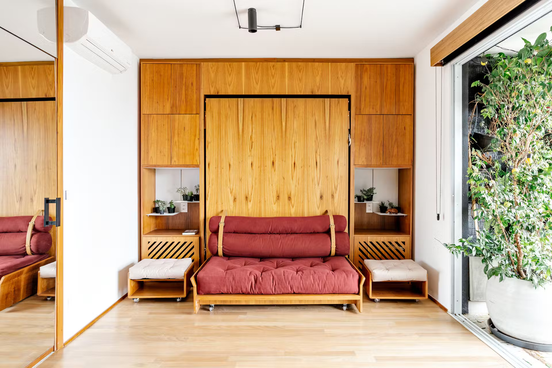 salon avec lit armoire escamotable