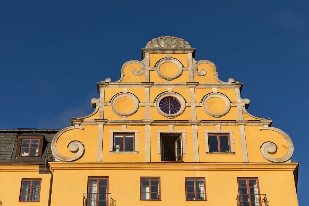 immeuble ancien Stockholm façade jaune