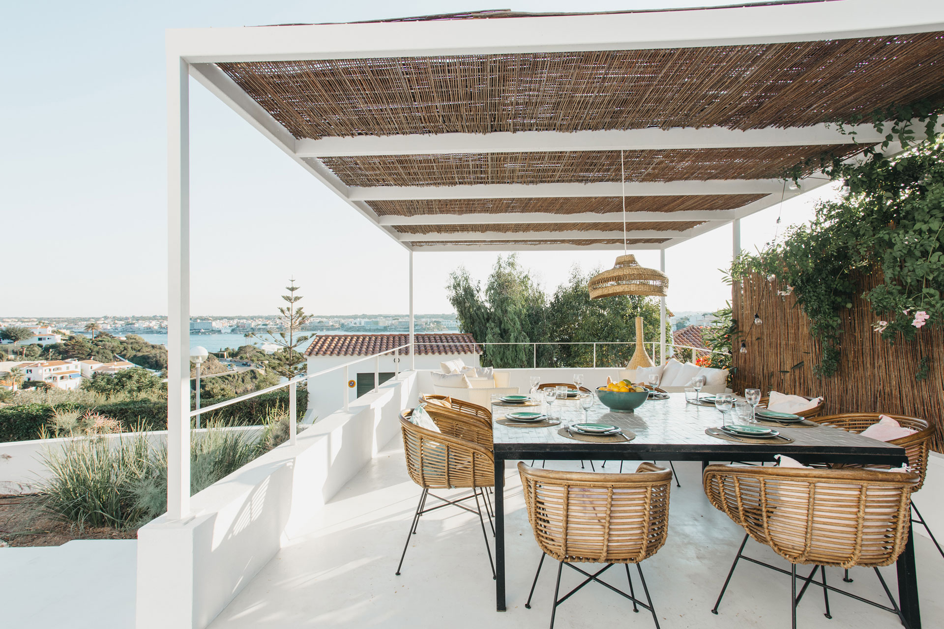 terrasse avec pergola métal
