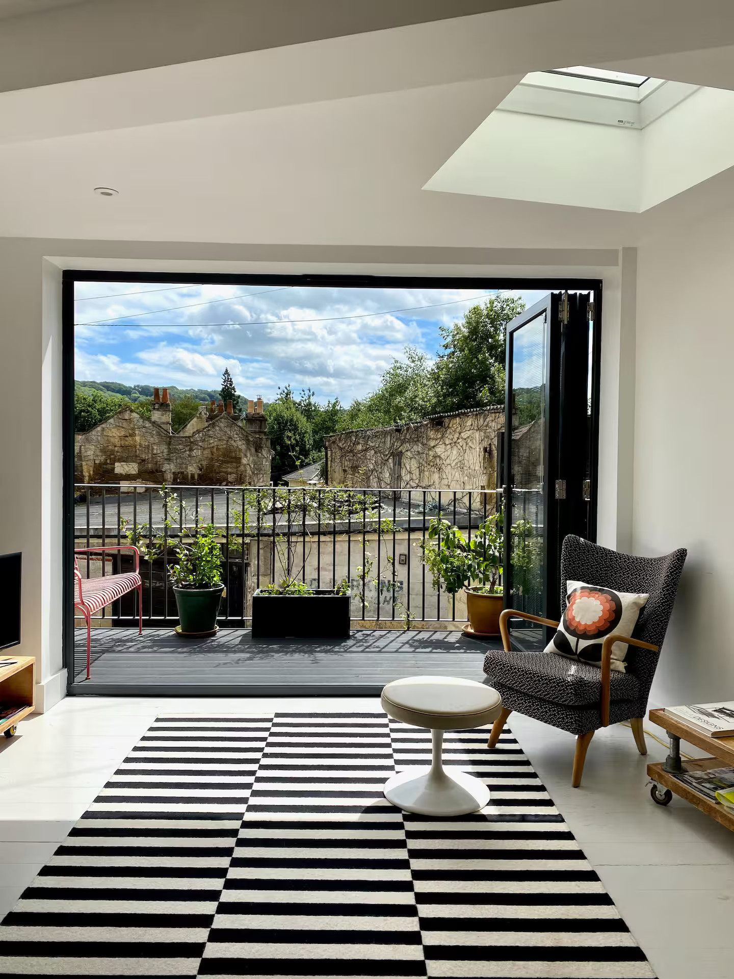 salon avec terrasse décoration design petite maison de ville Bath salon avec terrasse décoration design petite maison de ville Bath