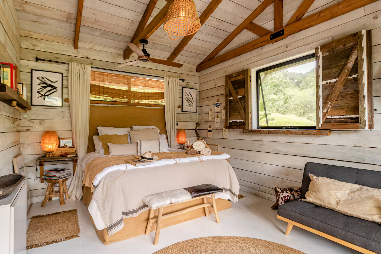 chambre maison rustique en bois Hillview Dairy