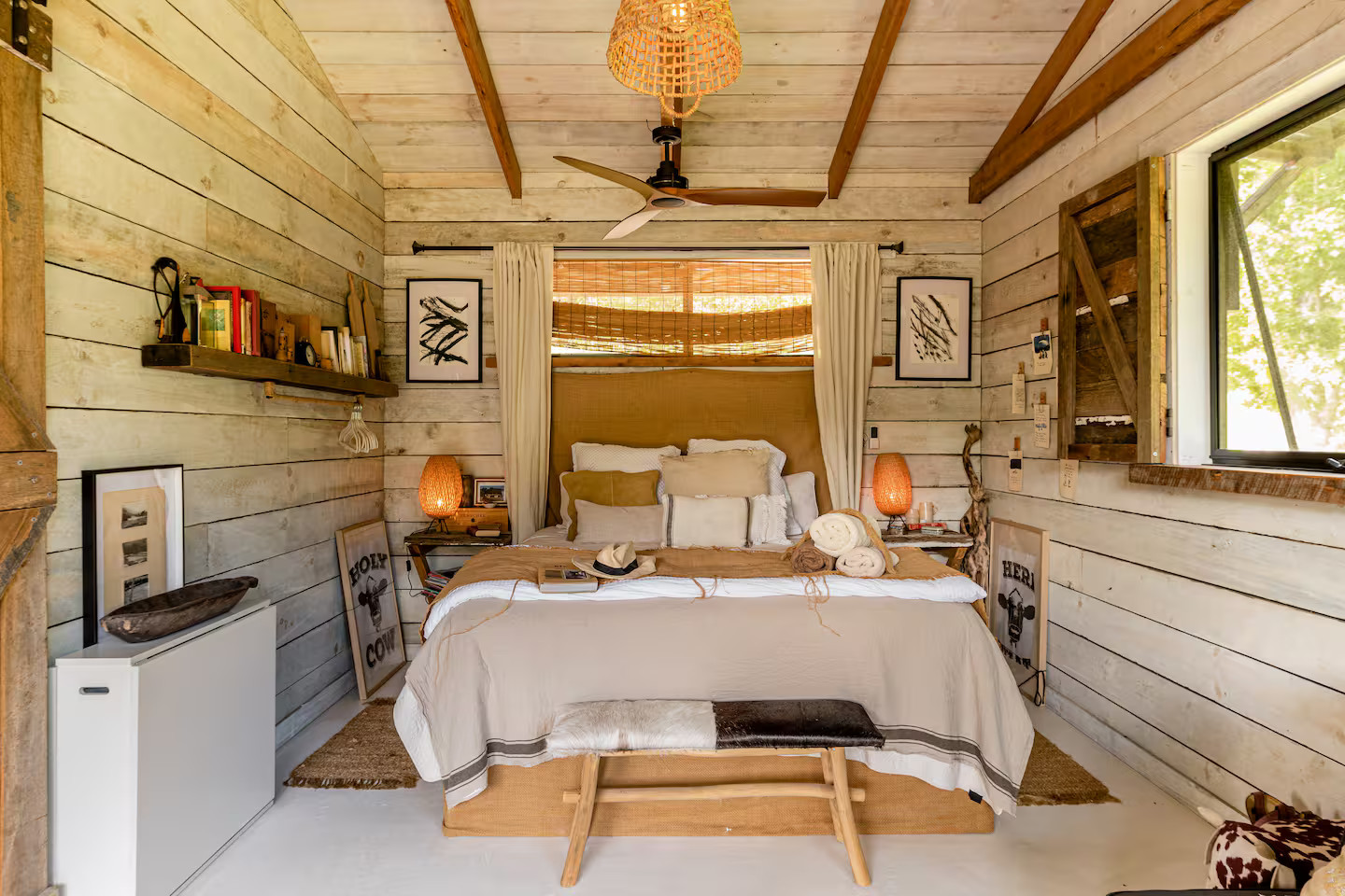 chambre maison rustique en bois Hillview Dairy