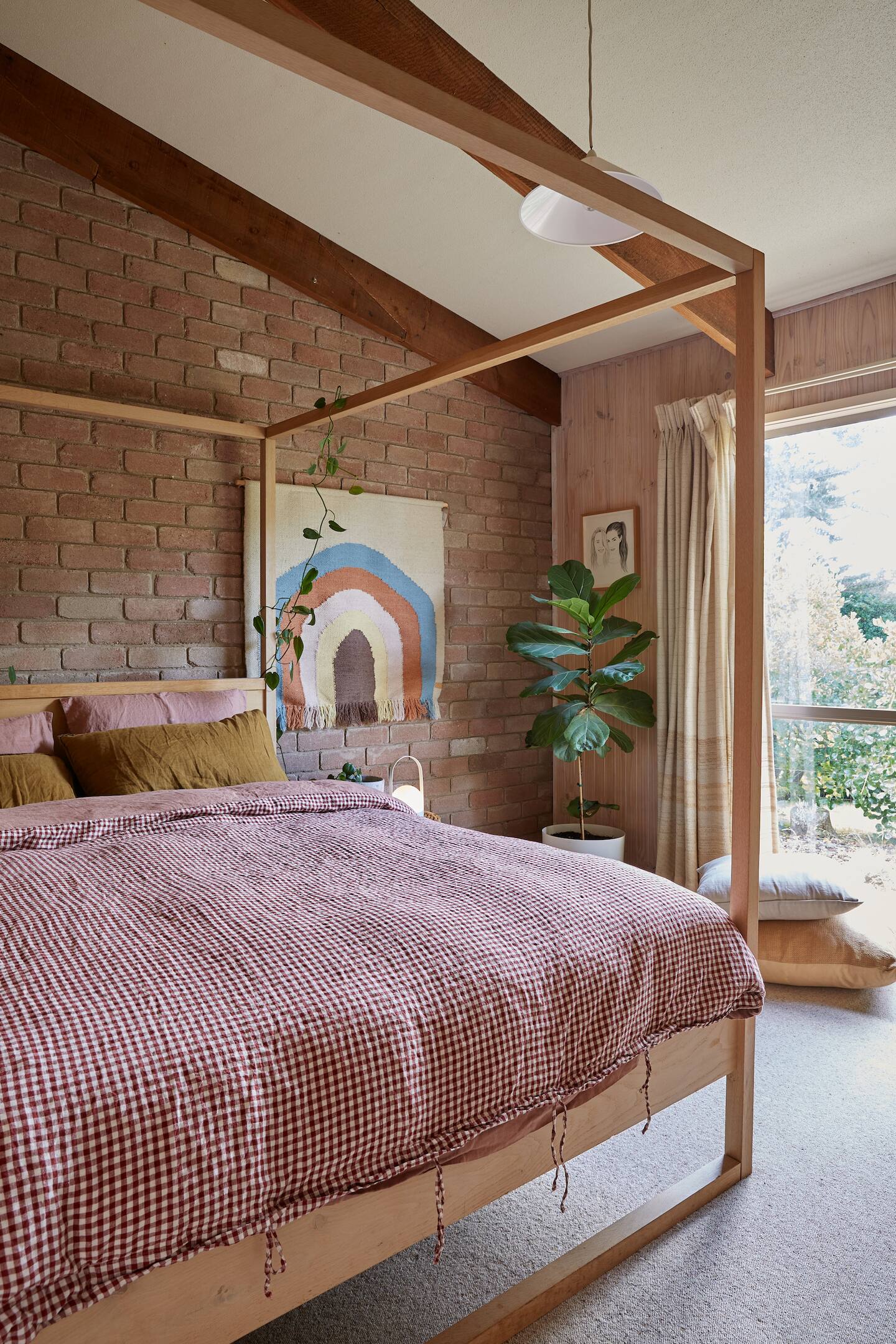 chambre murs bois maison près de la plage The Hideway Shack chambre murs bois maison près de la plage The Hideway Shack