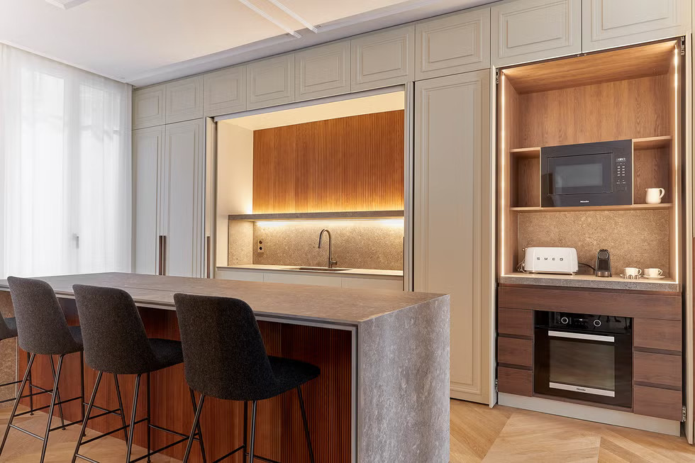 cuisine ouverte avec îlot décoration contemporaine