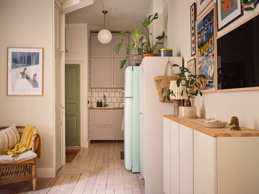 cuisine deux-pièces 36m2 décoration vintage et colorée cuisine deux-pièces 36m2 décoration vintage et colorée