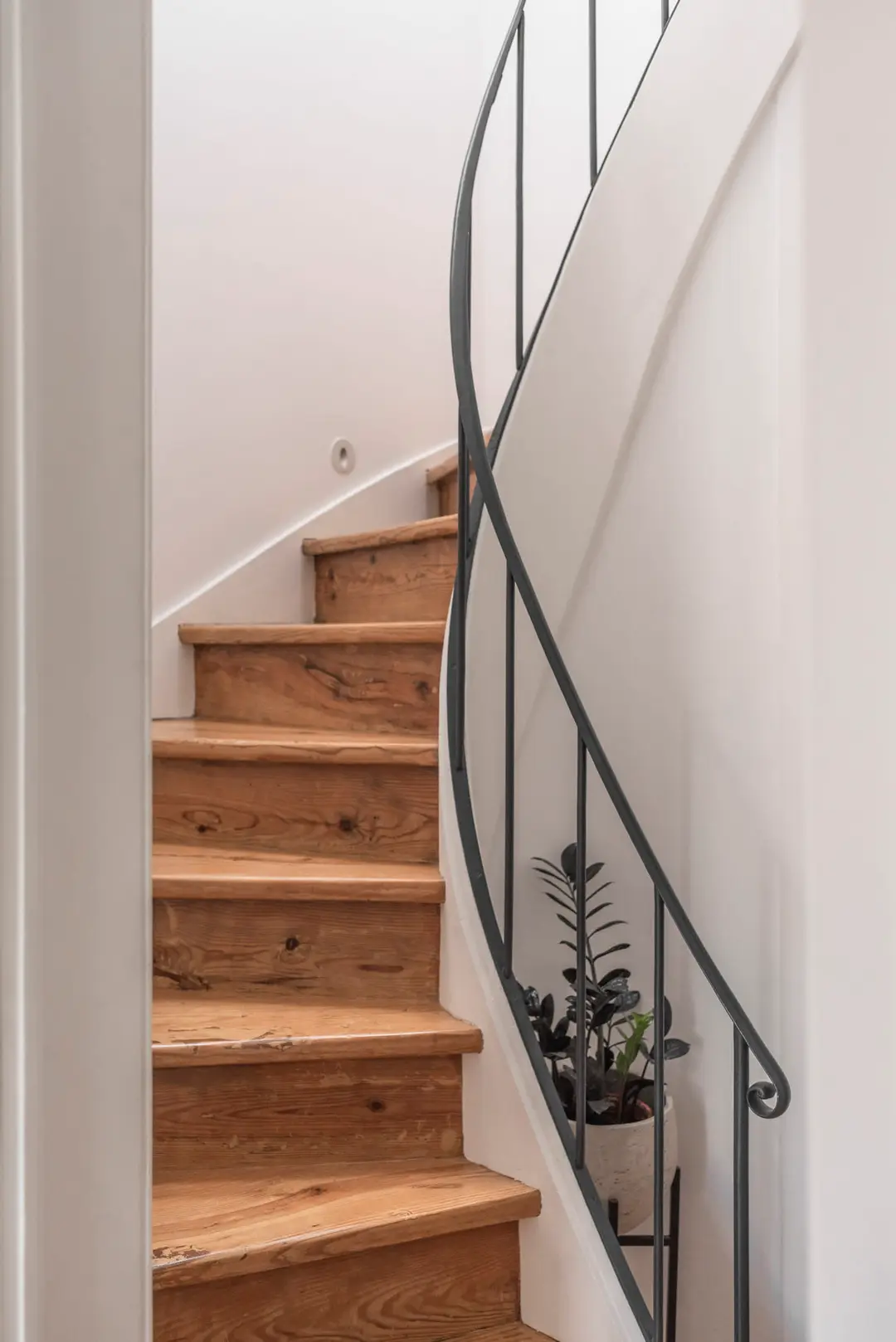 escalier bois et rampe fer forgé