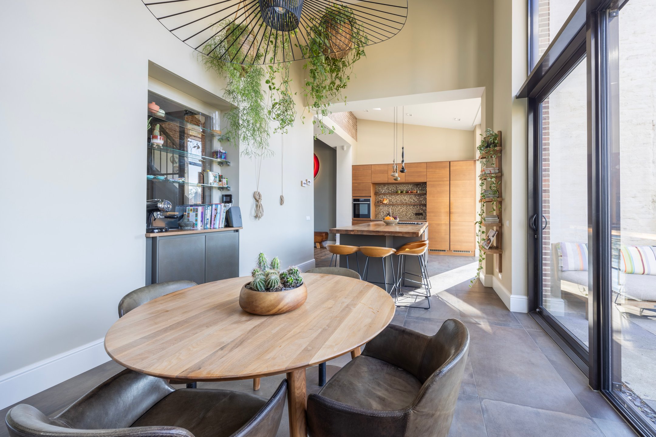 cuisine bois design avec salle à manger sur terrasse décoration contemporaine cuisine bois design avec salle à manger sur terrasse décoration contemporaine