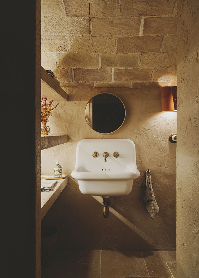 salle de bain voûtée