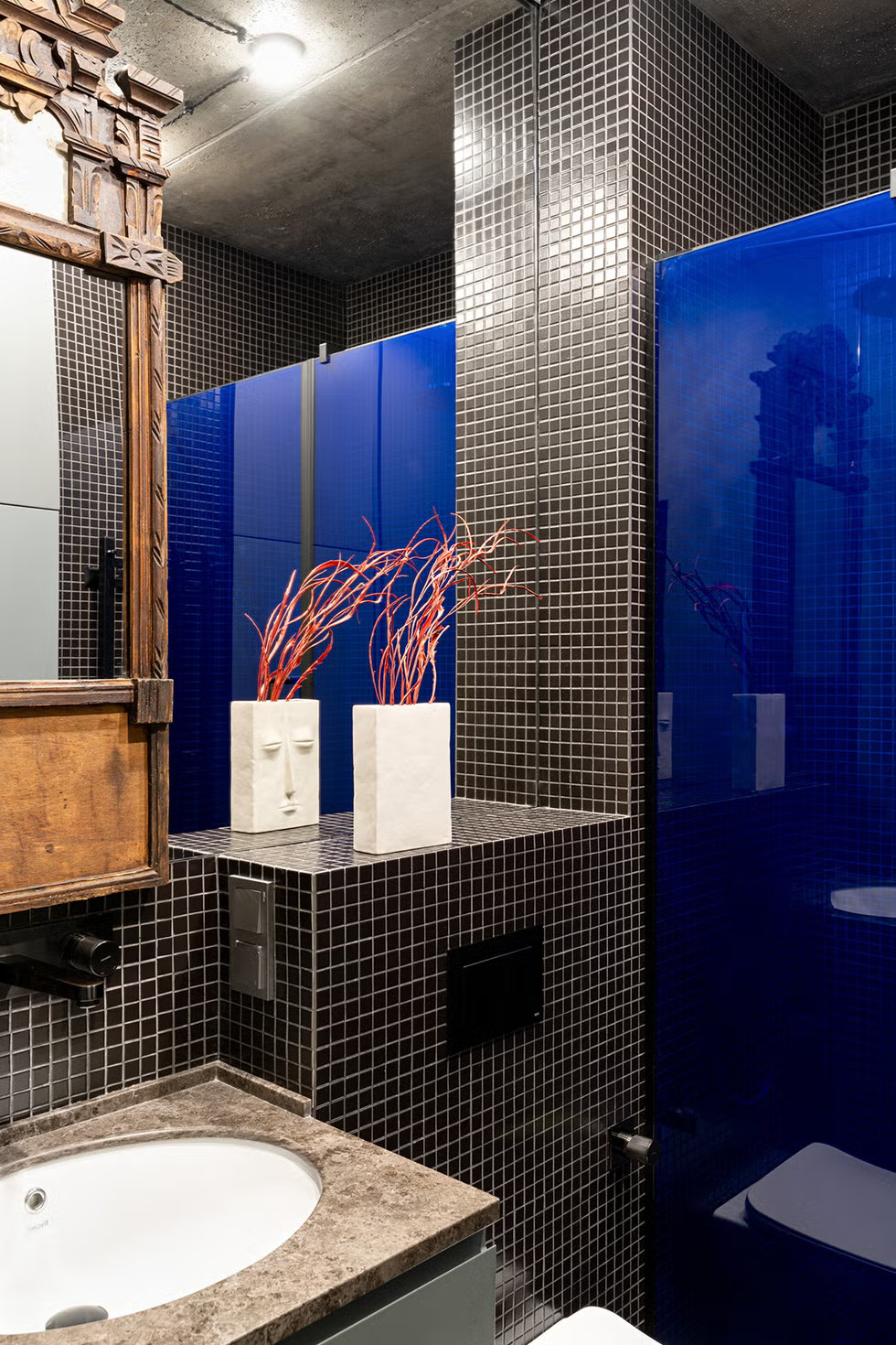 salle de bain baroque moderne