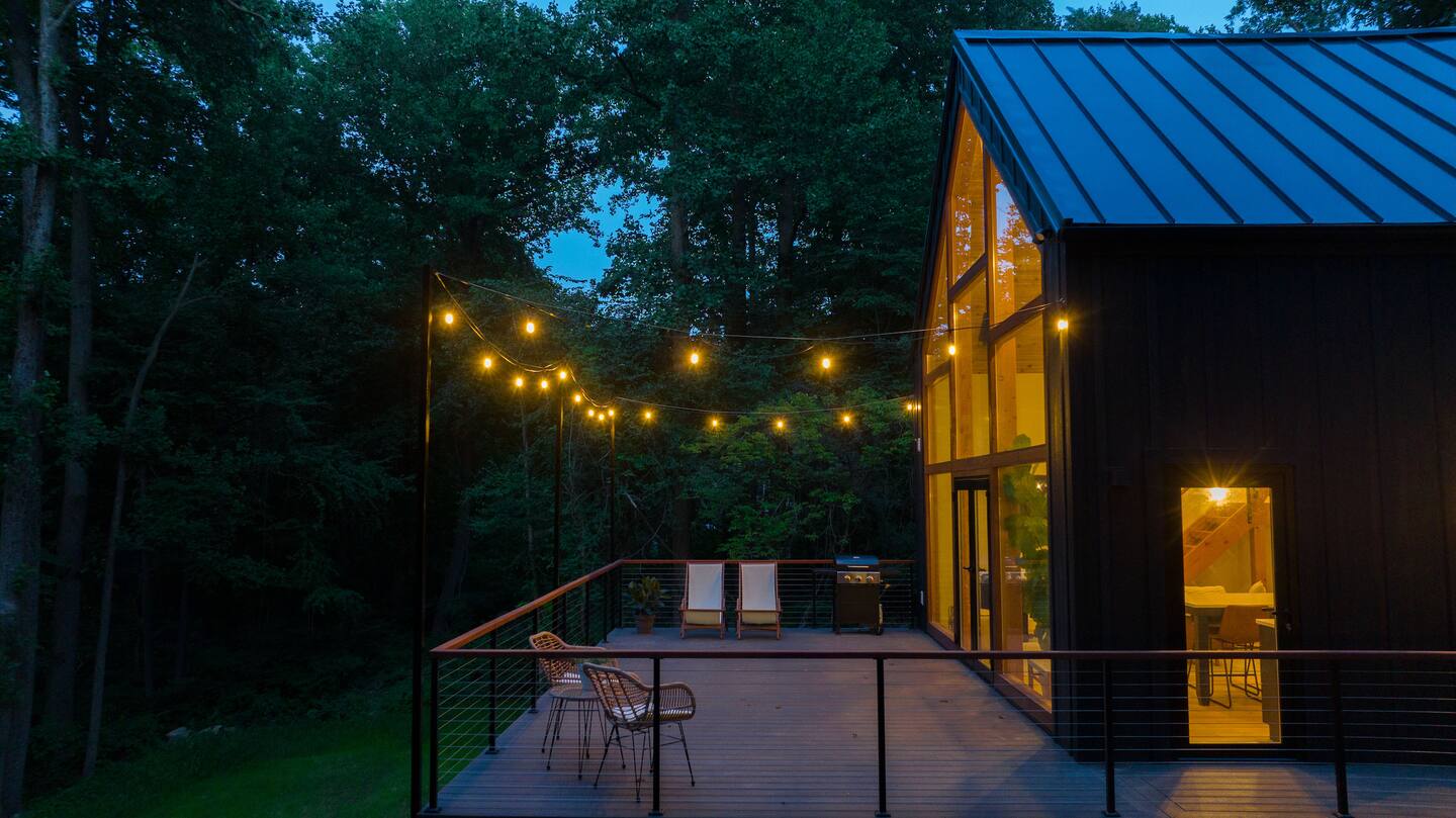 maison en bois noir Texter Mountain Home