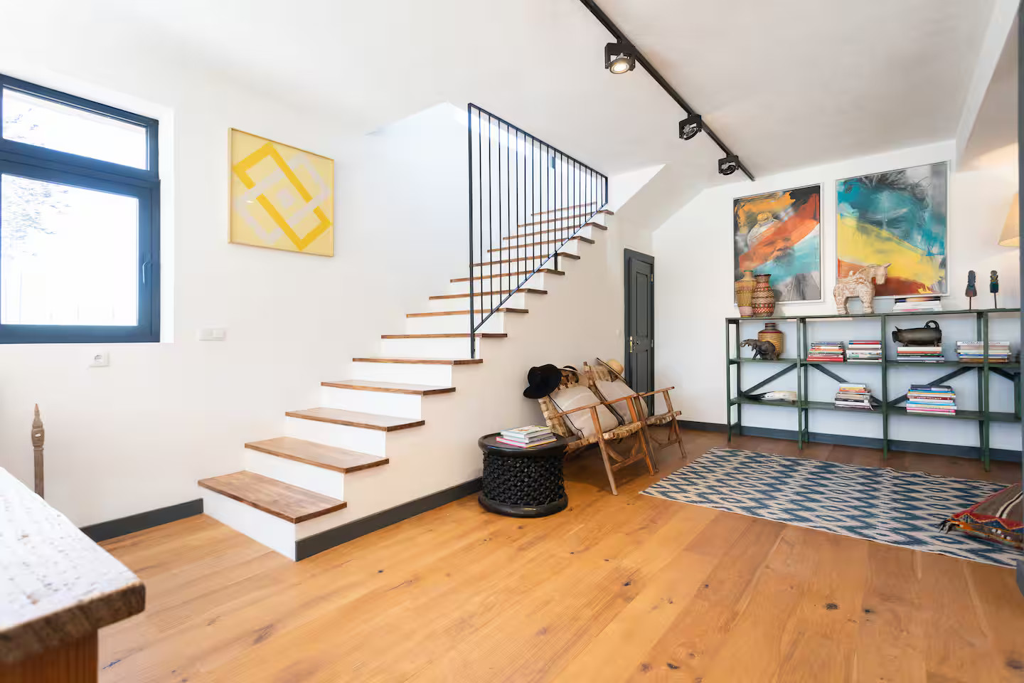 salon avec escalier décoration contemporaine salon avec escalier décoration contemporaine